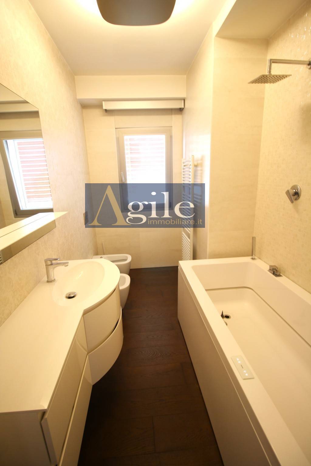 Appartamento in vendita a Alba Adriatica, Zona Mare