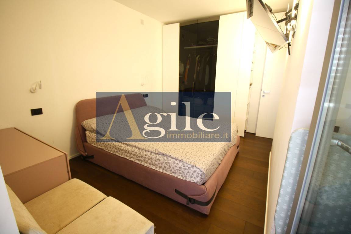 Appartamento in vendita a Alba Adriatica, Zona Mare