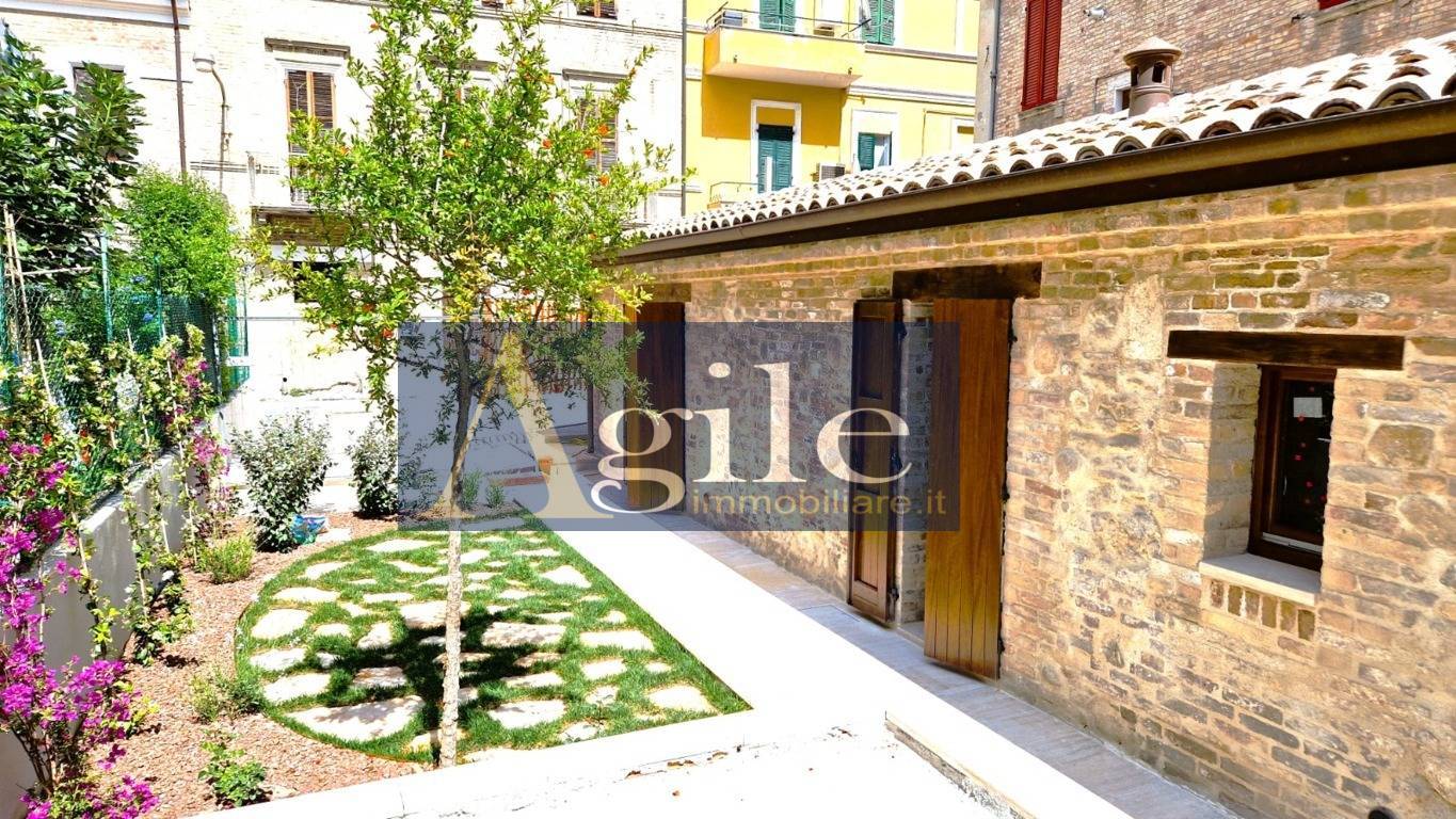 Villa in vendita a San Benedetto del Tronto, Centralissima