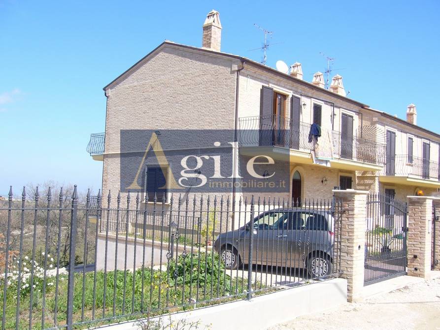 Villa a schiera / Bifamiliare in vendita a Ripatransone