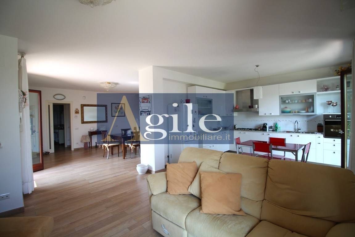 Villetta bifamiliare in vendita a Colli del Tronto, Villa San Giusepe