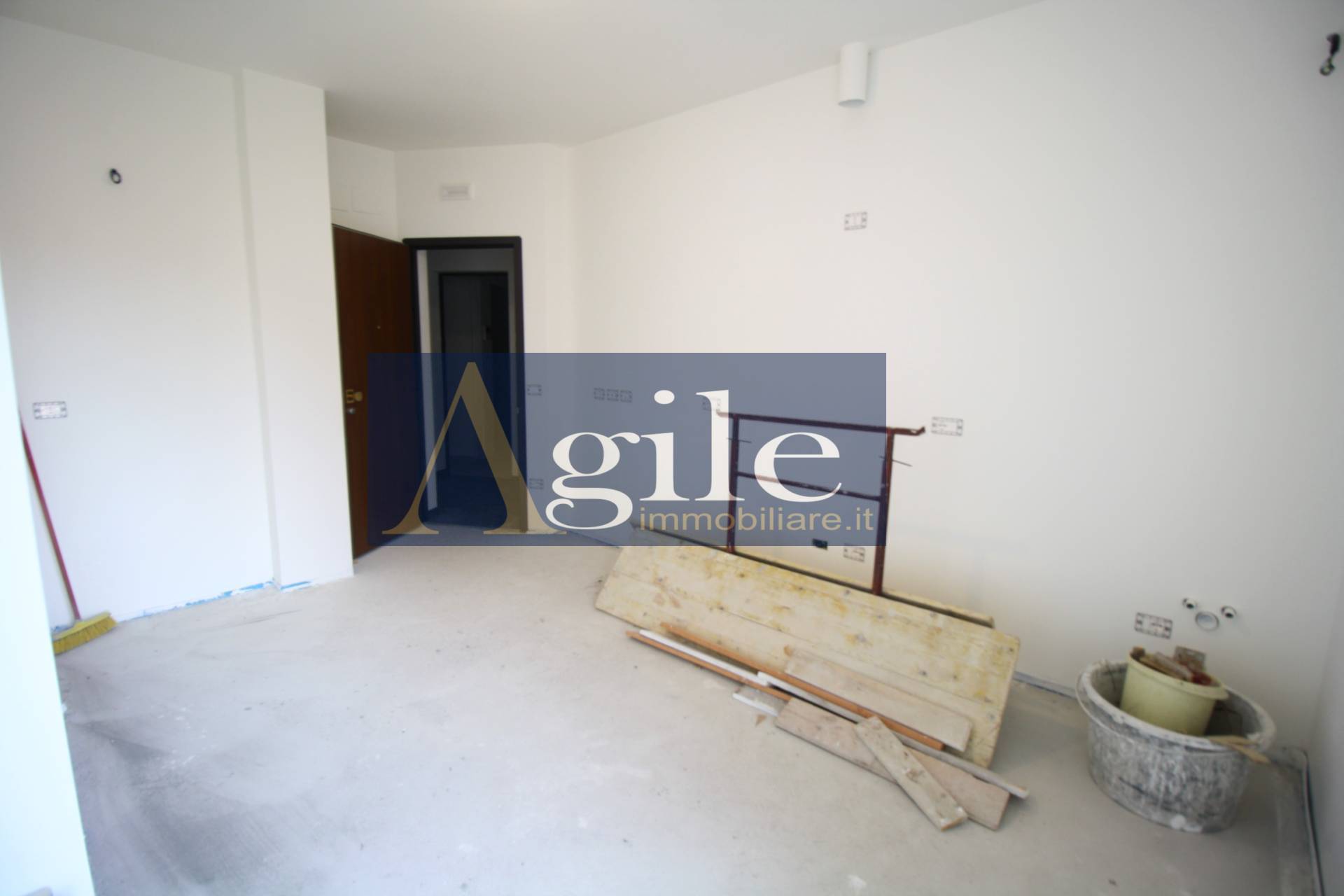 Appartamento in vendita a San Benedetto del Tronto, Centrale verso sud