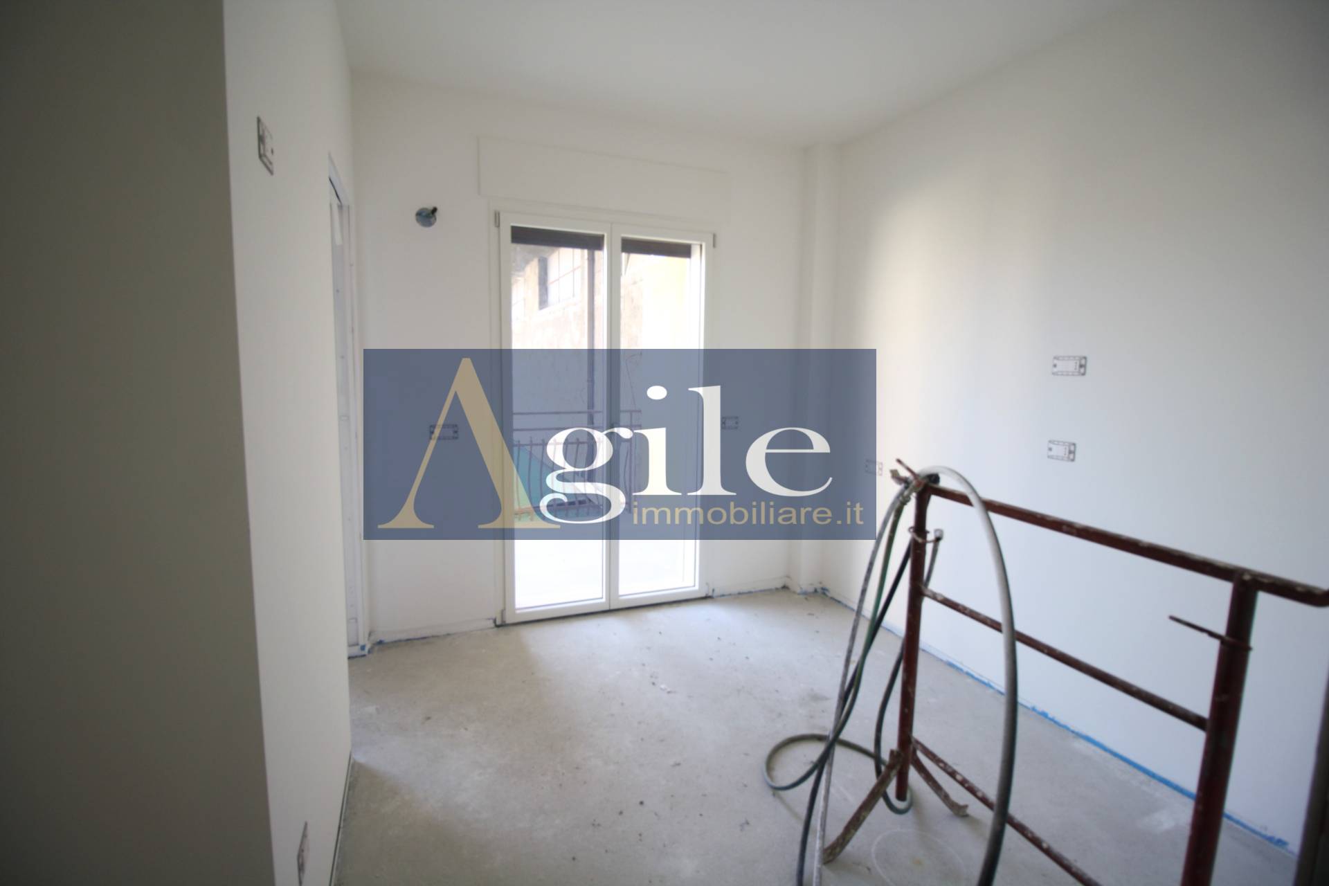 Appartamento in vendita a San Benedetto del Tronto, Centrale verso sud