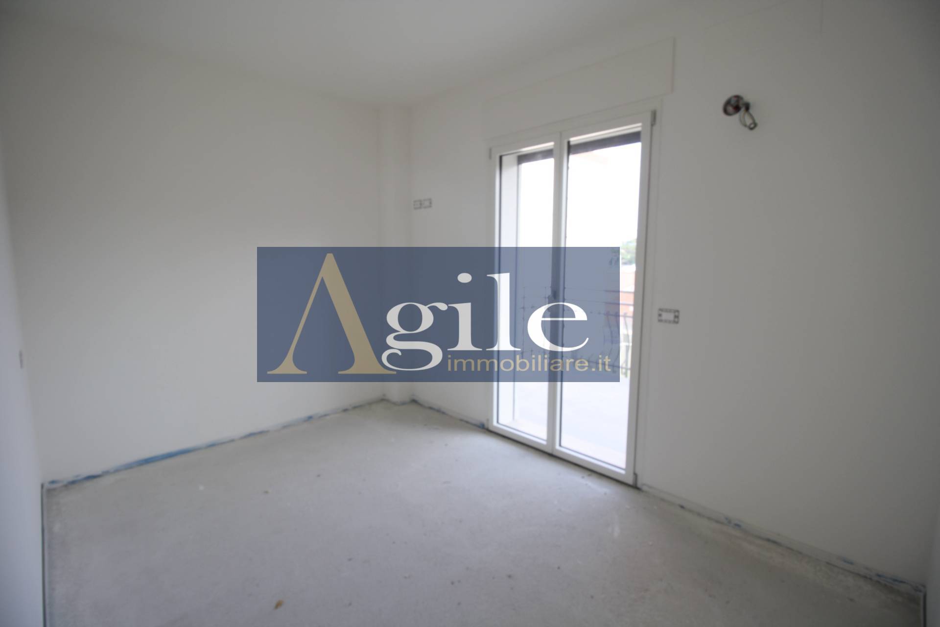 Appartamento in vendita a San Benedetto del Tronto, Centrale verso sud