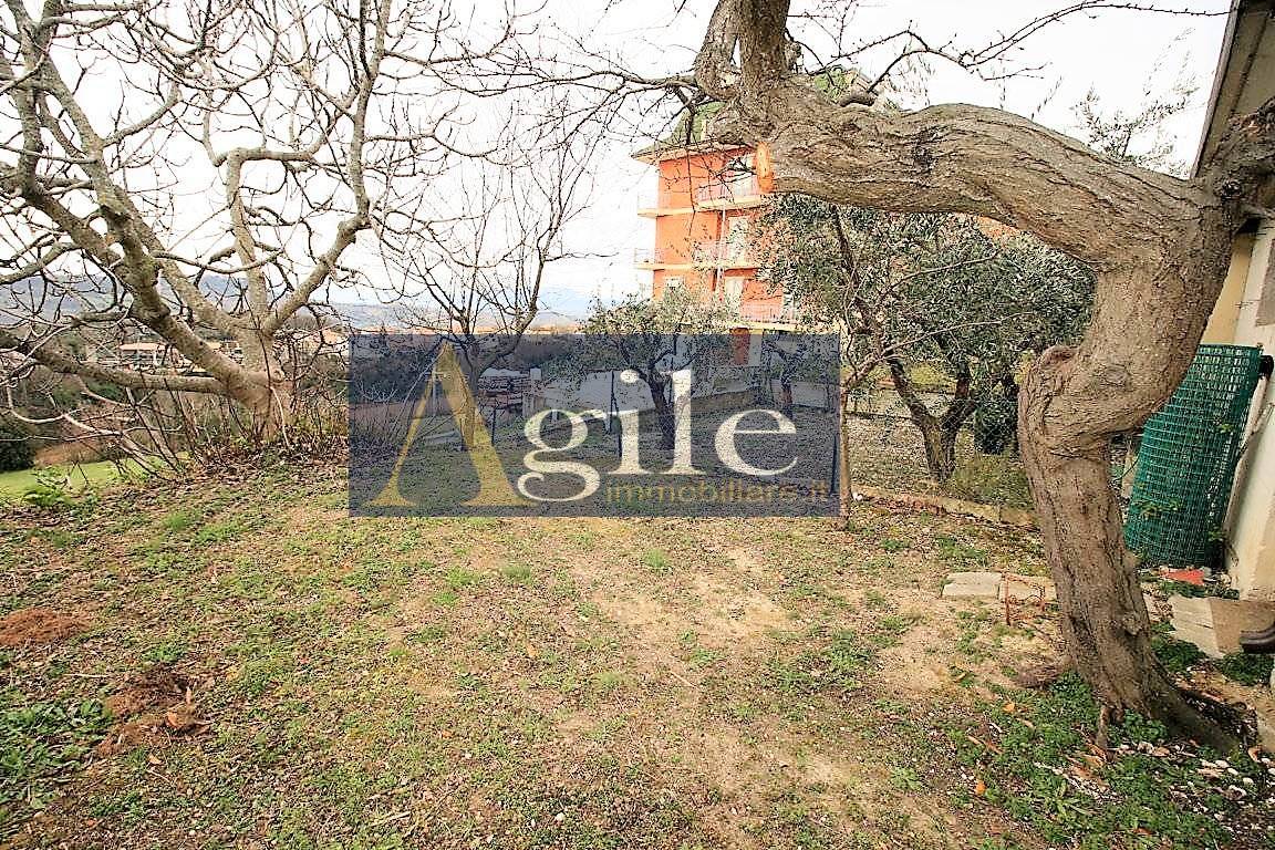 Appartamento in vendita a Montefiore dell'Aso