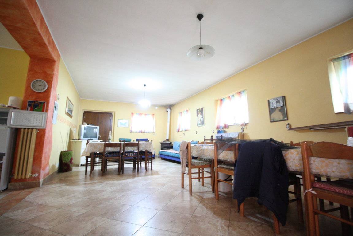 Rustico/Casale in vendita a Monsampolo del Tronto, Monsampolo