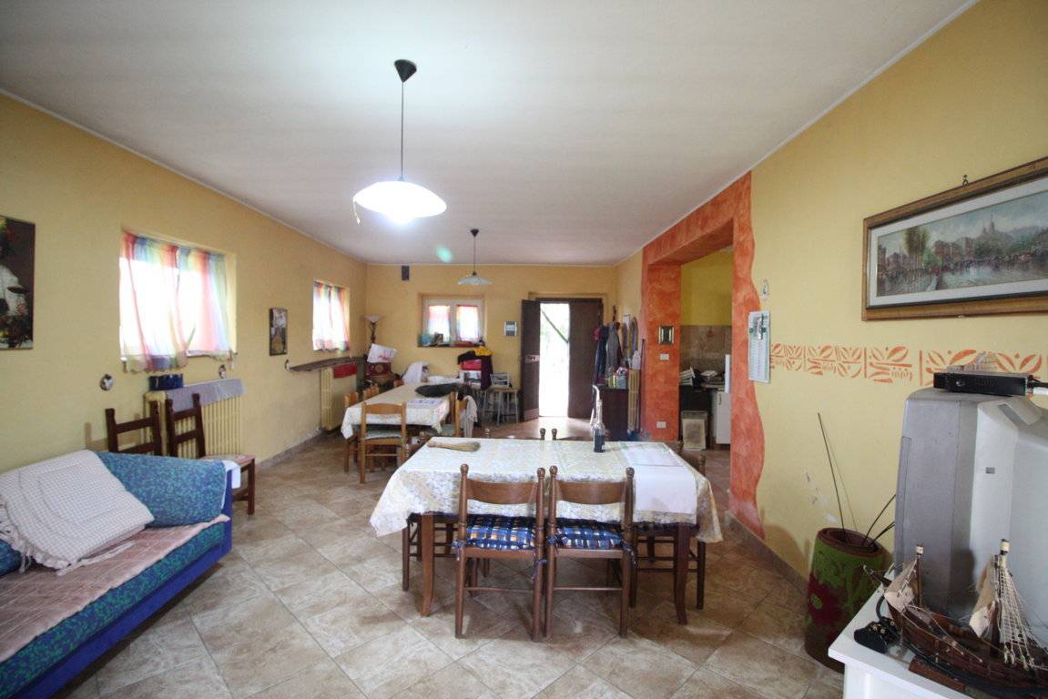 Rustico/Casale in vendita a Monsampolo del Tronto, Monsampolo