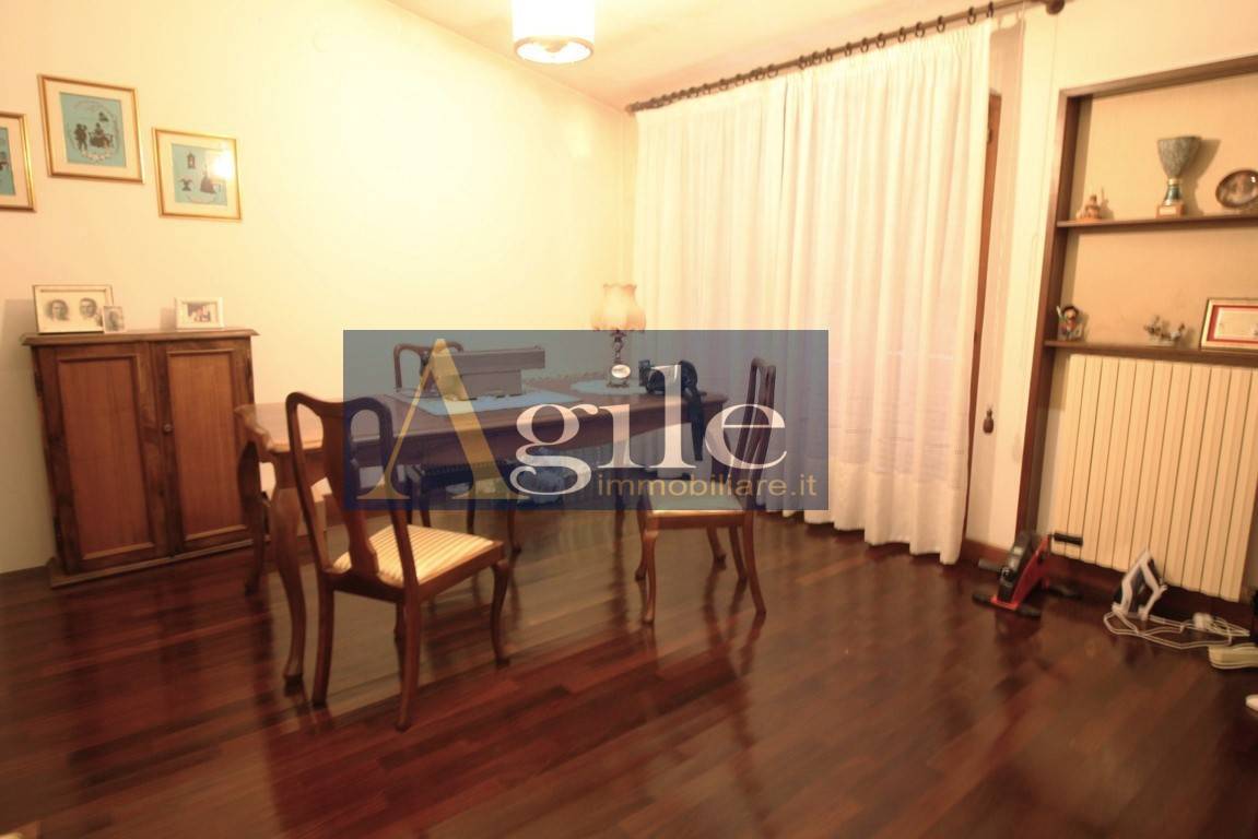 Casa indipendente in vendita a Alba Adriatica, Zona Mare