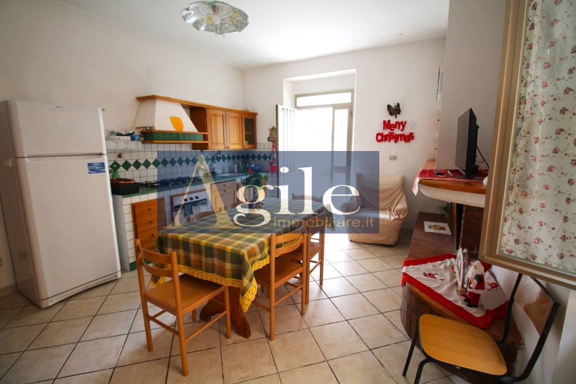 Casa indipendente in vendita a Alba Adriatica, Zona Mare