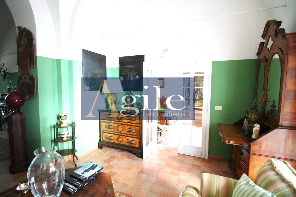 Palazzo Storico in vendita a Offida