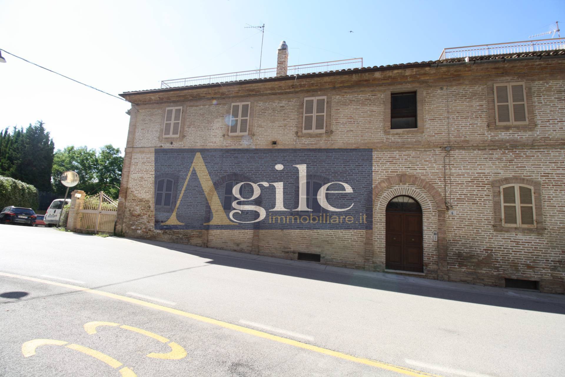 Casa Cielo Terra in vendita a Offida