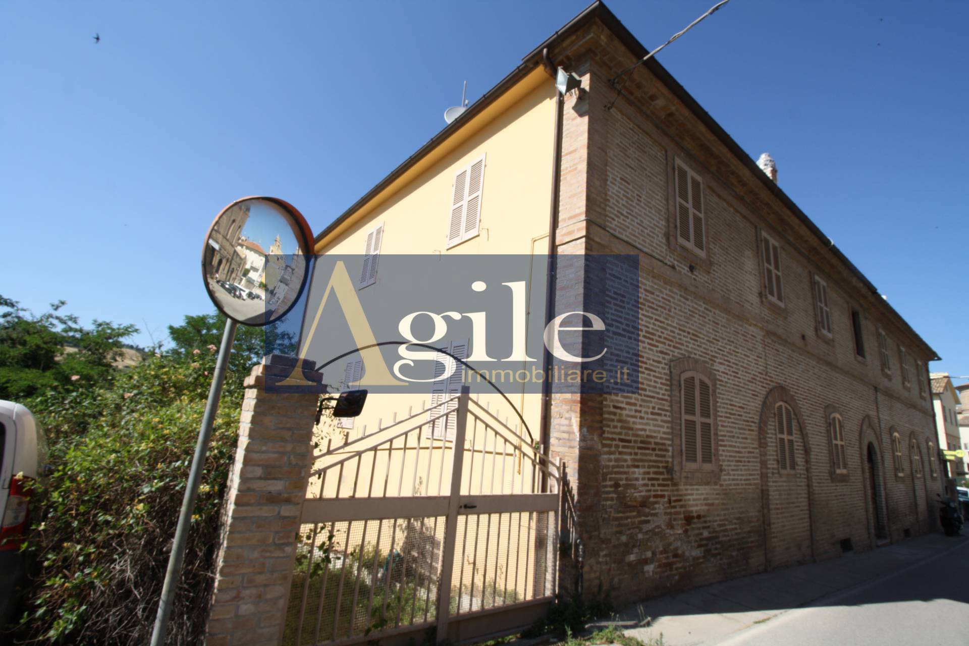 Casa Cielo Terra in vendita a Offida