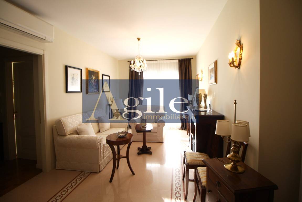 Appartamento in vendita a Ascoli Piceno, Piazza Immacolata