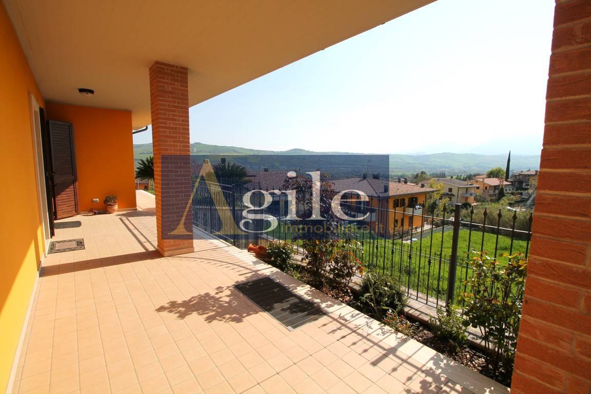 Villetta bifamiliare in vendita a Colli del Tronto, Villa San Giusepe