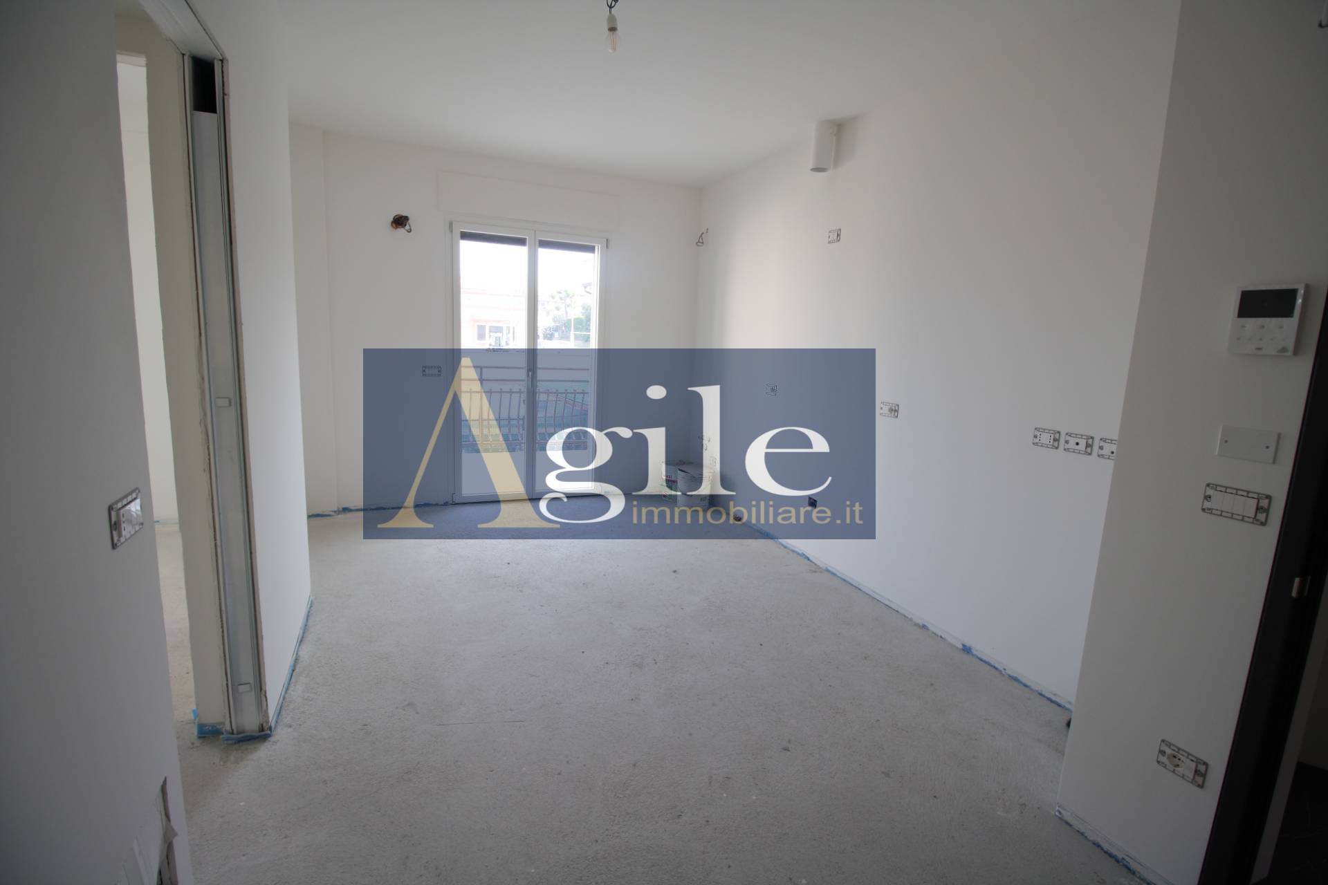 Appartamento in vendita a San Benedetto del Tronto, Centrale verso sud