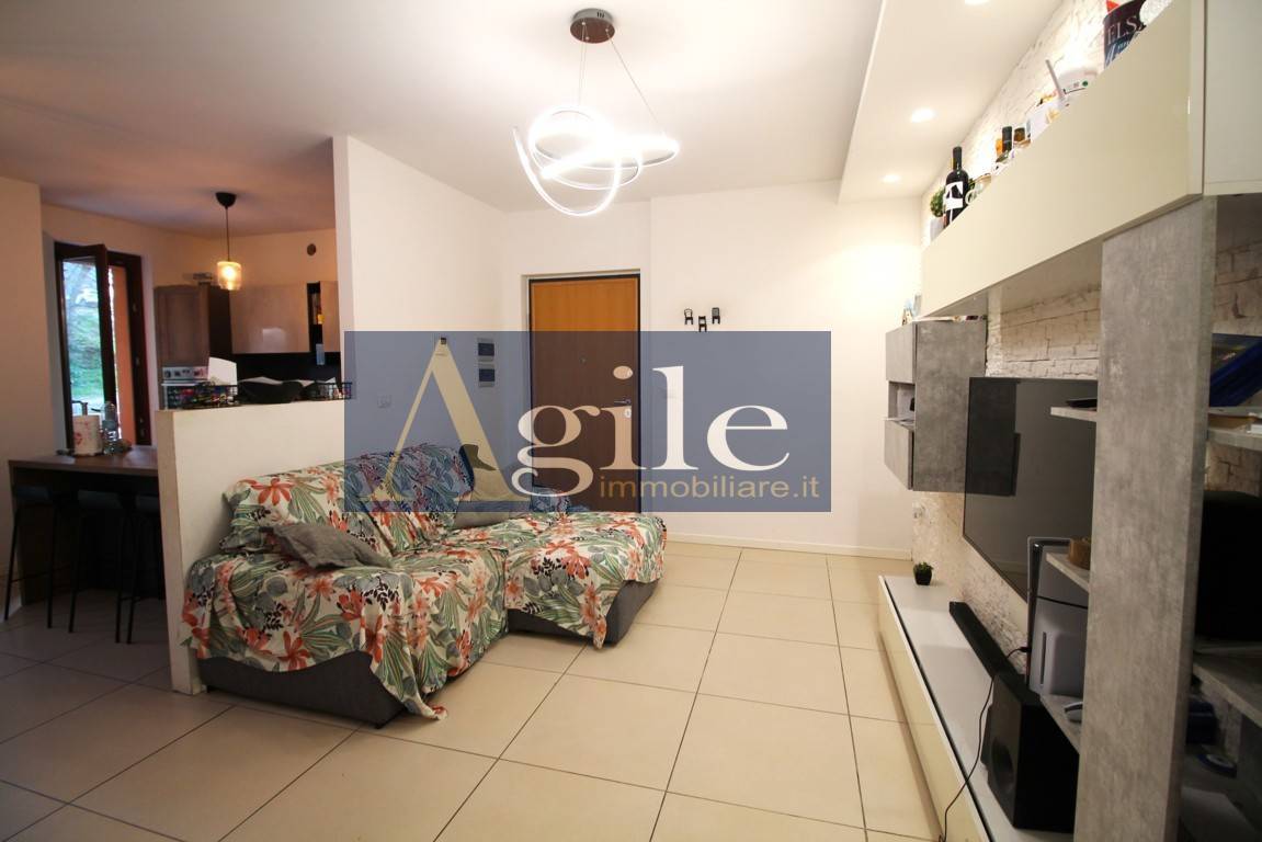 Appartamento in vendita a Folignano, Villa Pigna