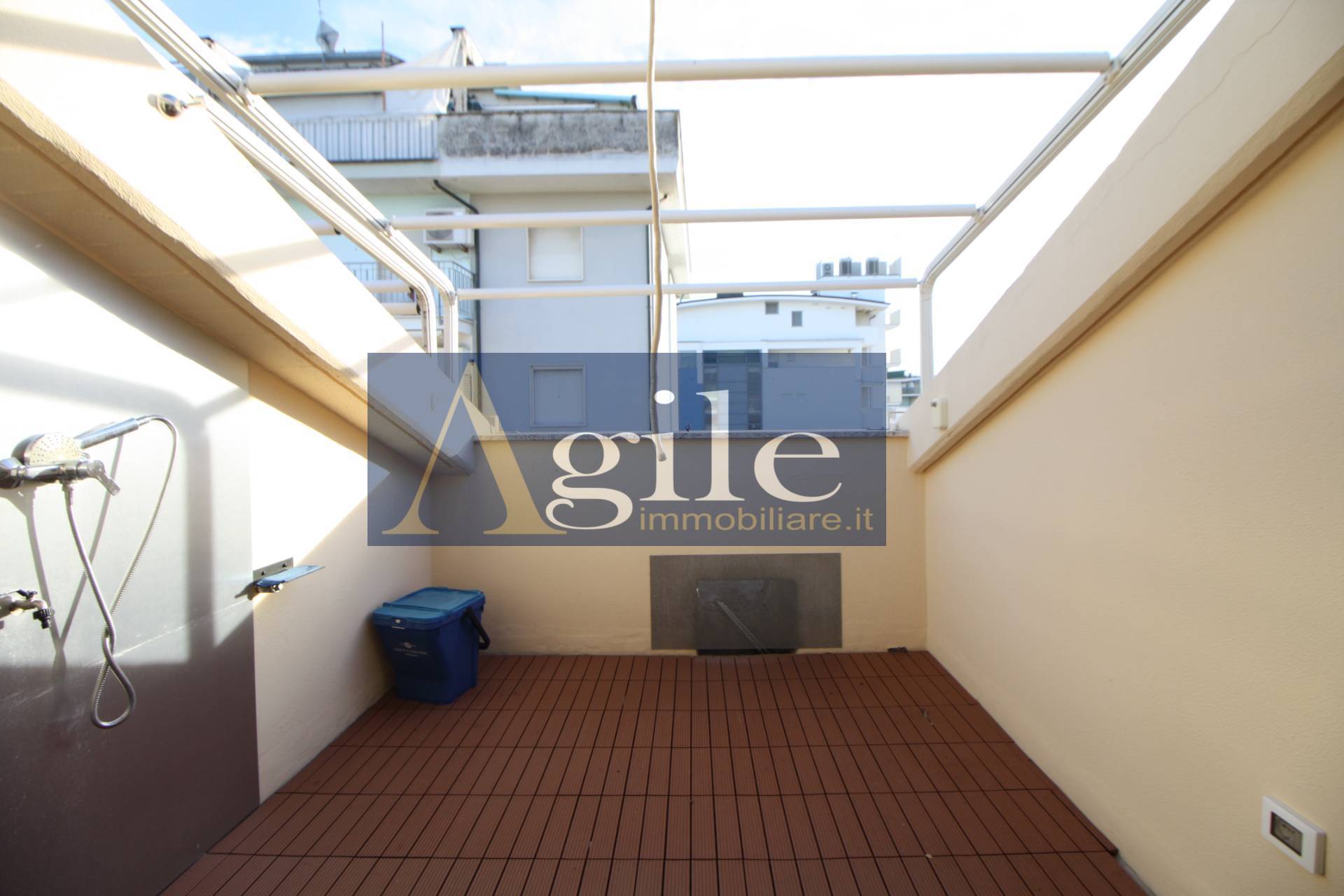 Appartamento in vendita a Alba Adriatica, Zona Mare