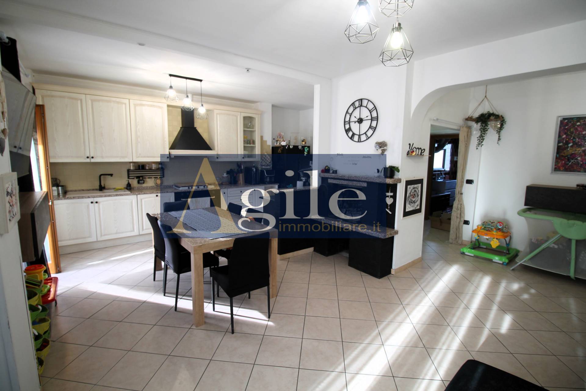 Appartamento in vendita a Maltignano, Caselle