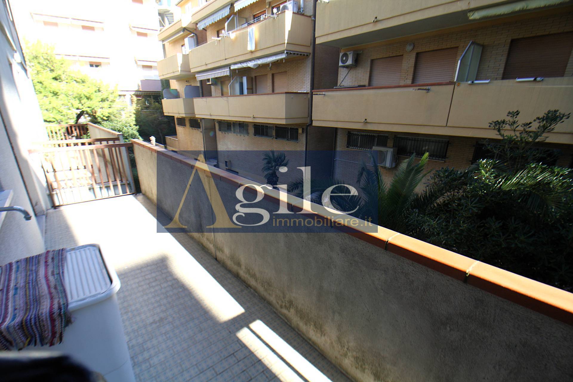 Appartamento in vendita a Alba Adriatica, Zona Mare