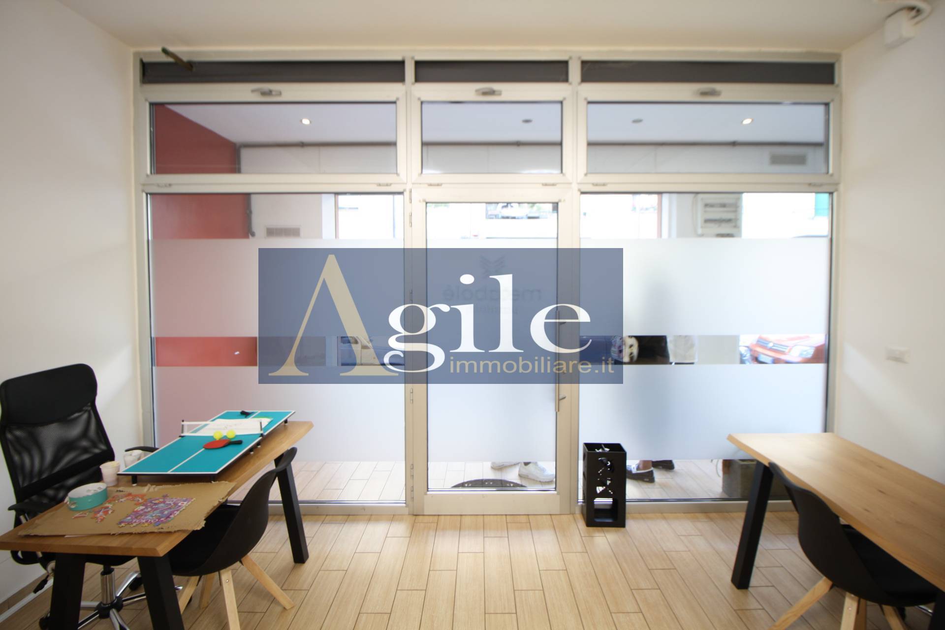 Negozio in vendita a San Benedetto del Tronto, Porto d'Ascoli