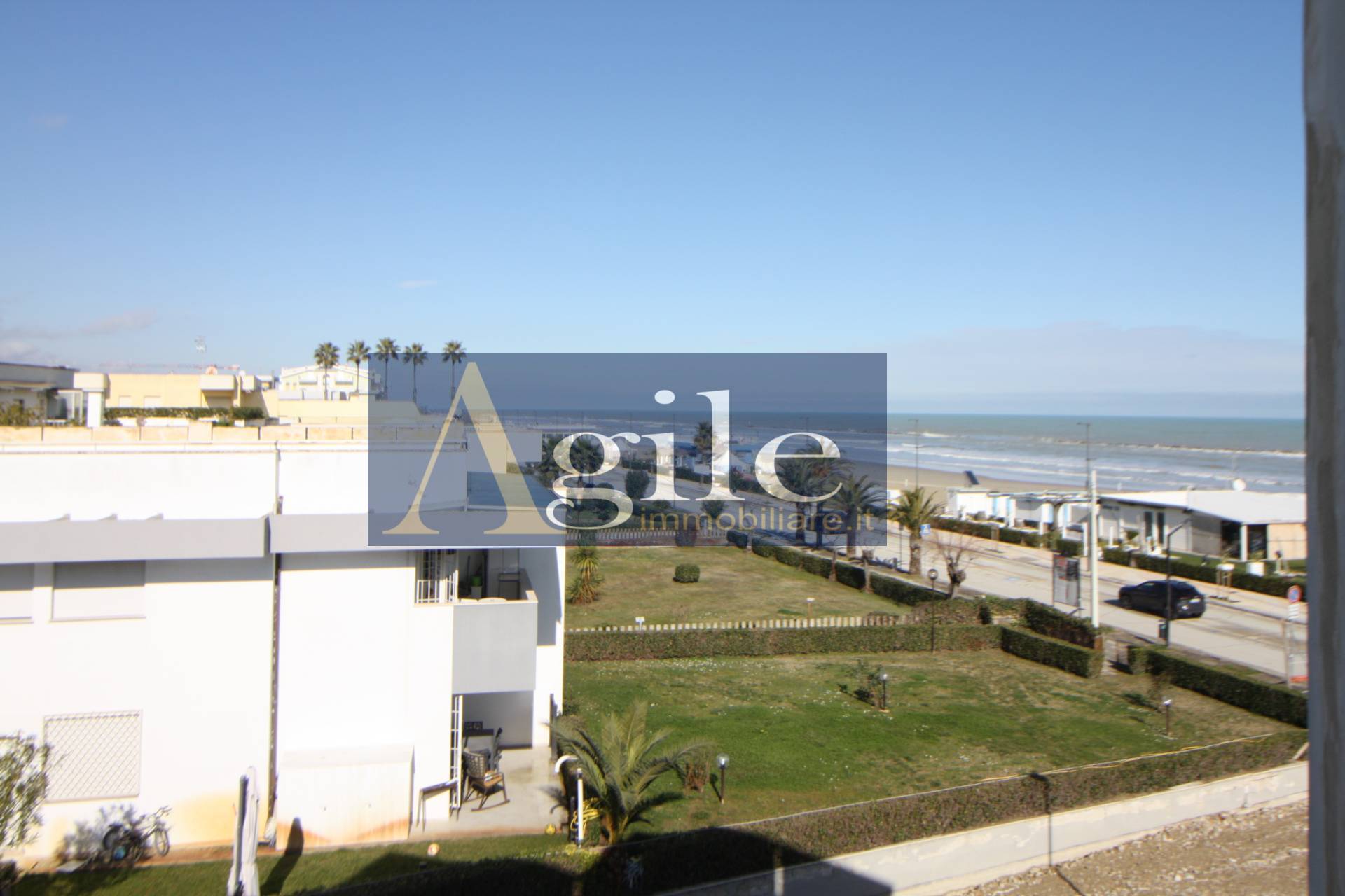 Appartamento in vendita a Martinsicuro, Villa Rosa