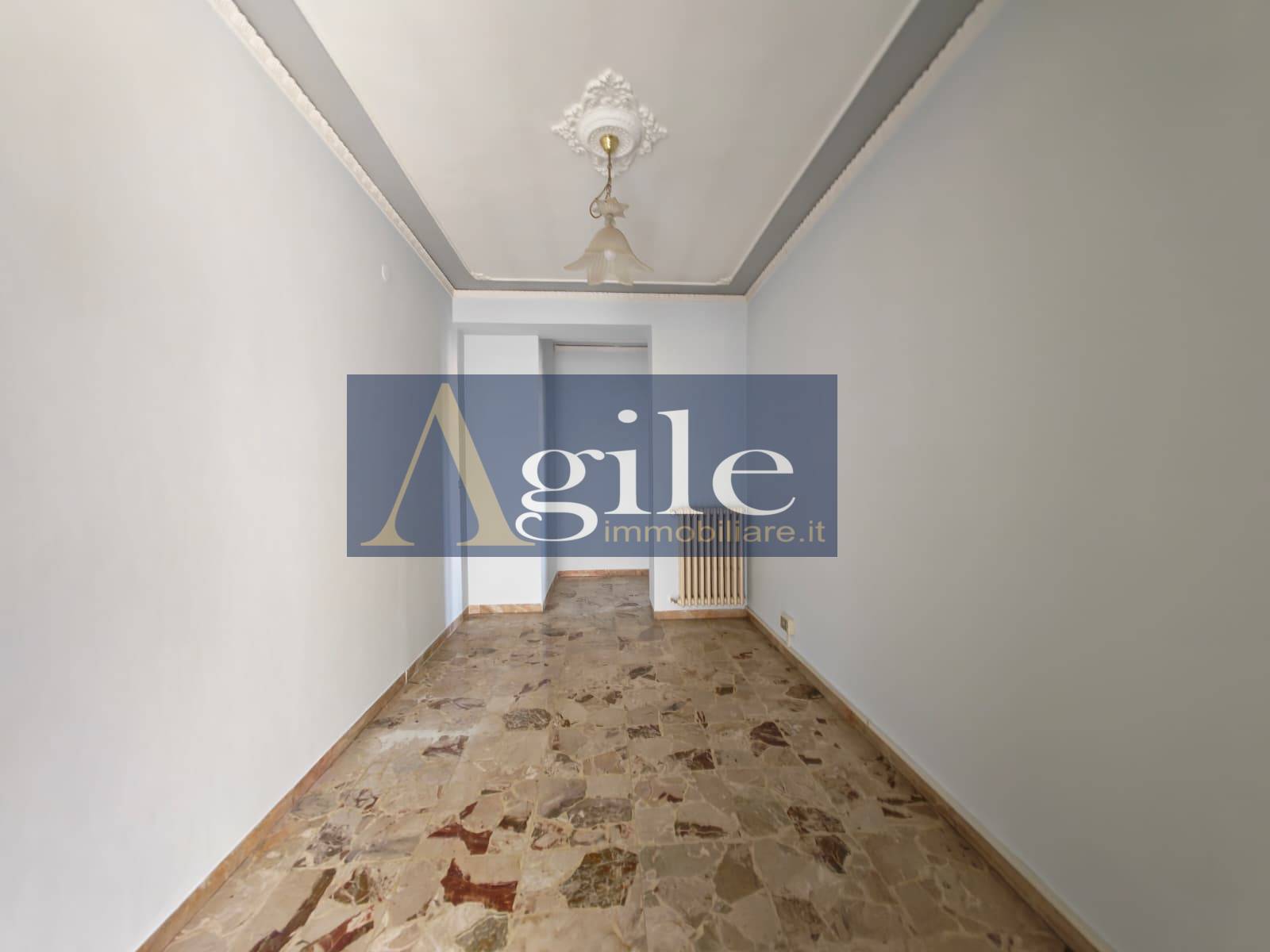 Appartamento in vendita a San Benedetto del Tronto, Centrale