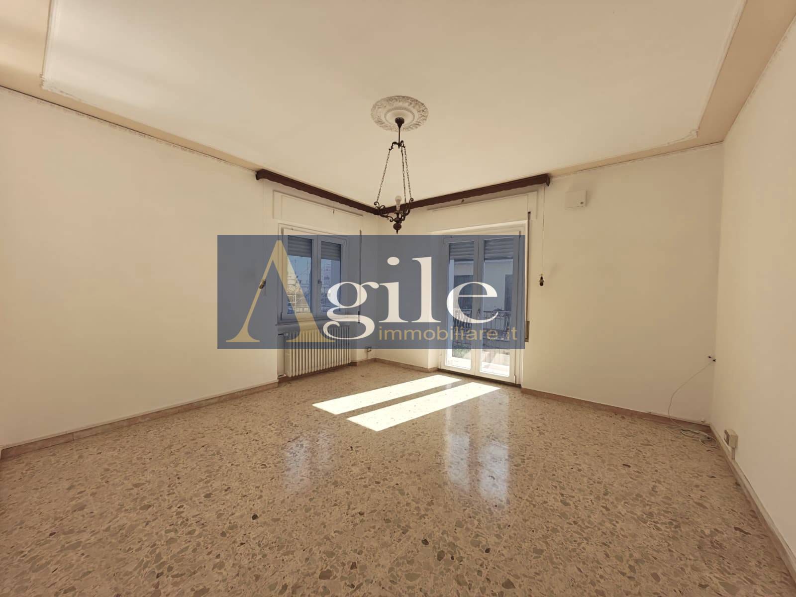 Appartamento in vendita a San Benedetto del Tronto, Centrale