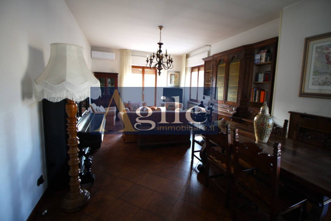 Appartamento in vendita a San Benedetto del Tronto, Centrale verso sud