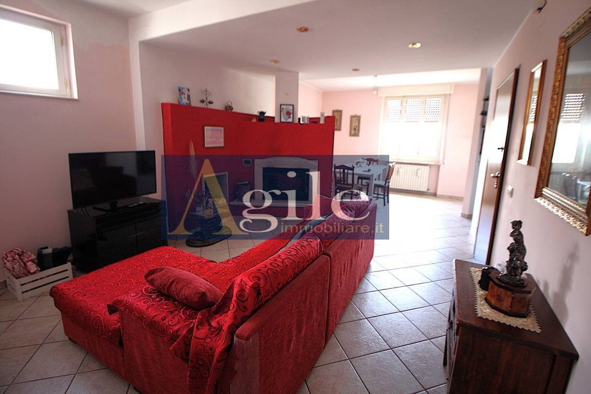 Appartamento in vendita a Castel di Lama, Piattoni