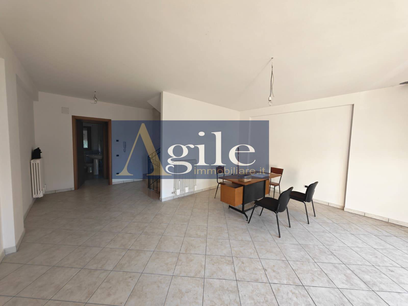 Villetta a schiera in vendita a Sant'Egidio alla Vibrata