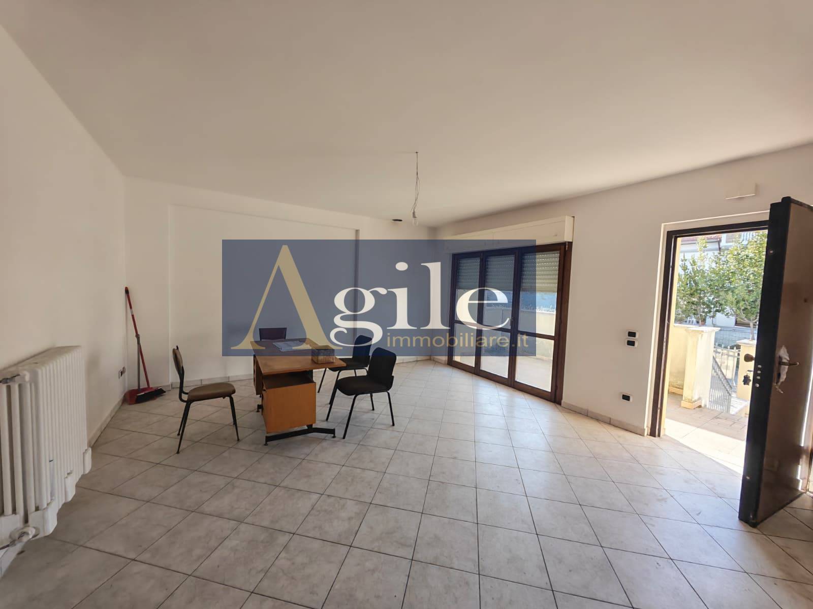 Villetta a schiera in vendita a Sant'Egidio alla Vibrata