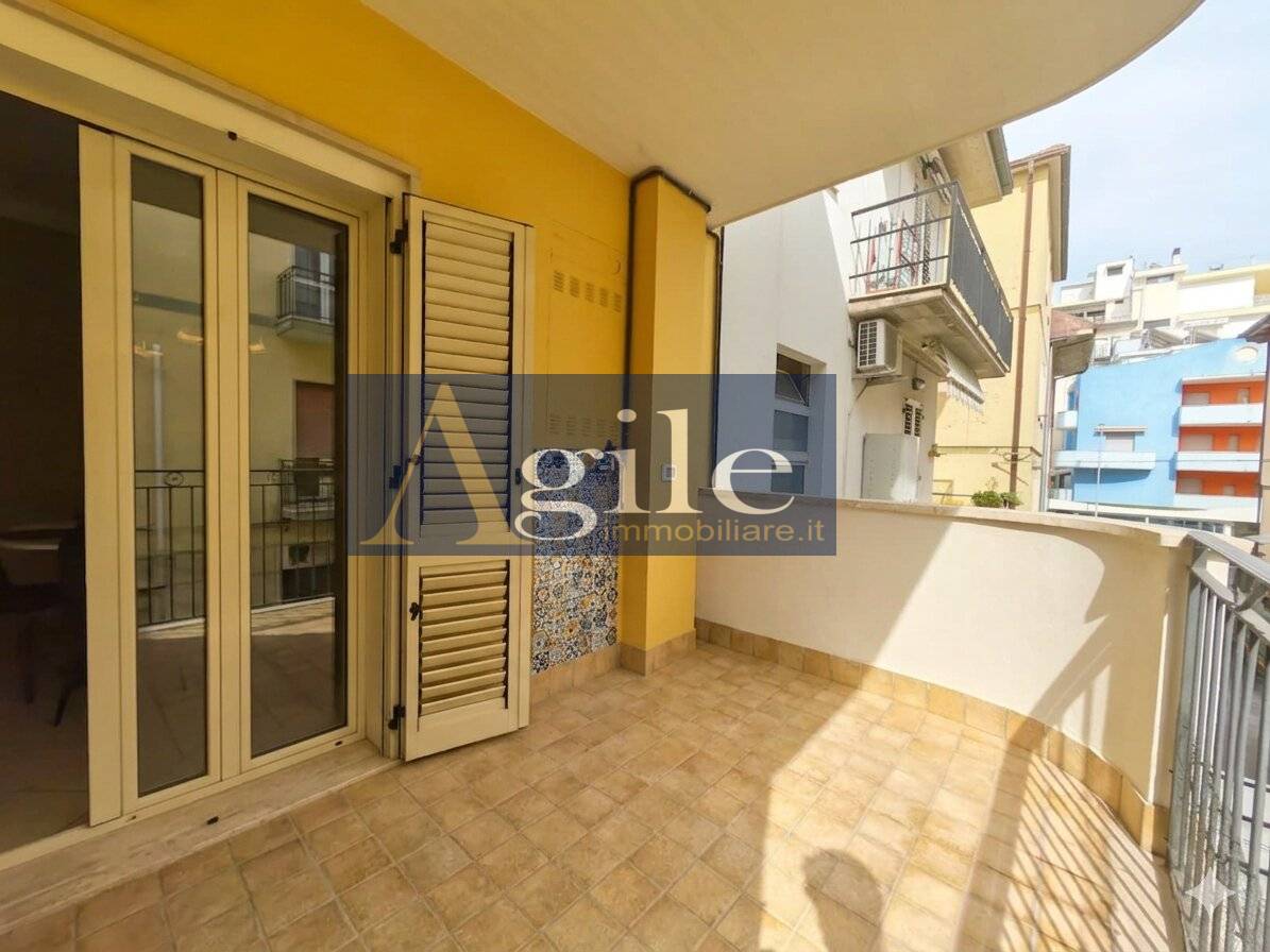 Appartamento in vendita a San Benedetto del Tronto, Lungomare