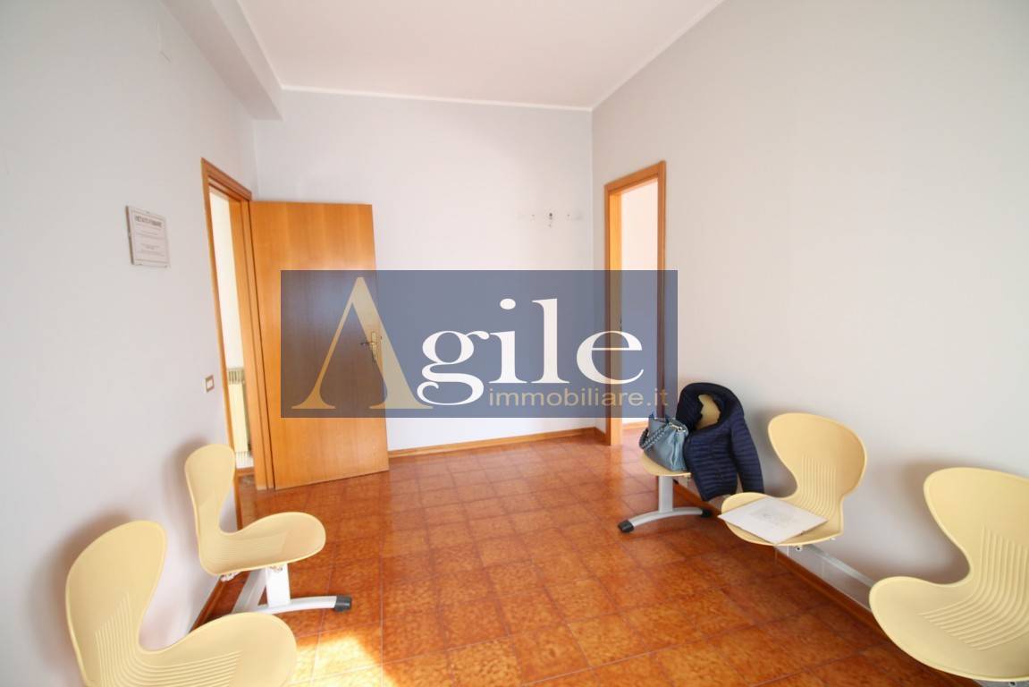 Appartamento in vendita a Sant'Omero, Garrufo