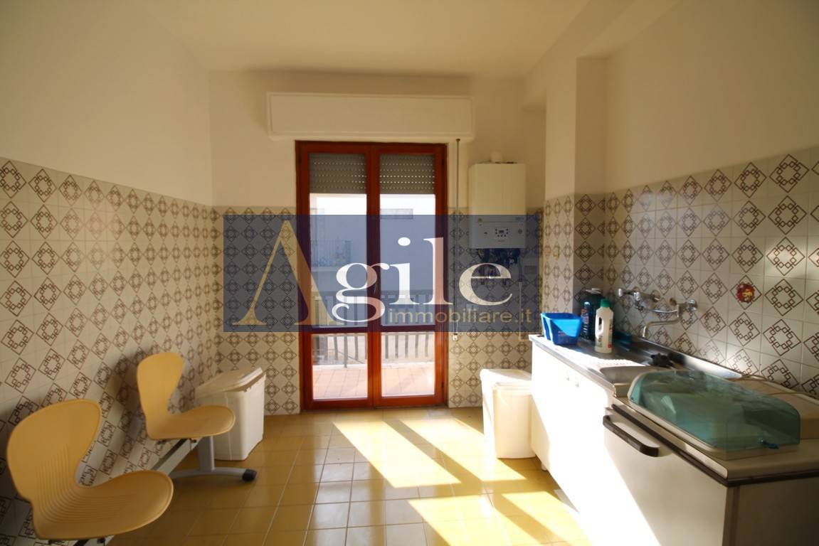 Appartamento in vendita a Sant'Omero, Garrufo