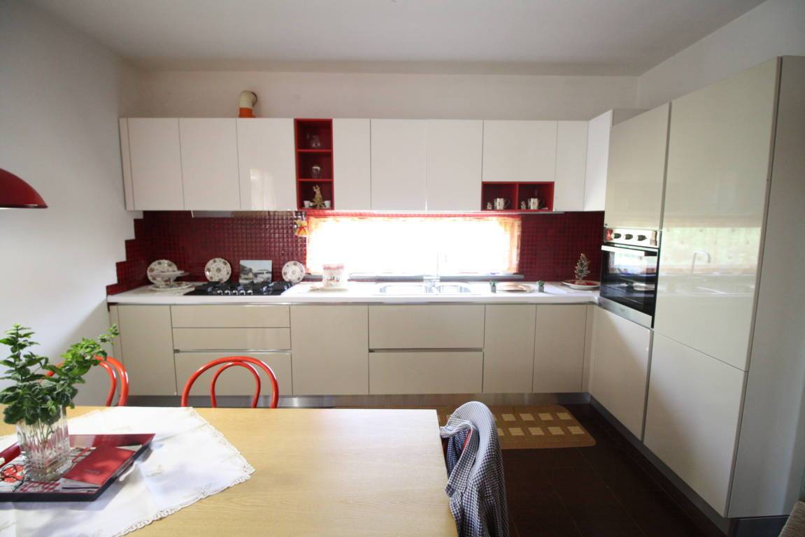 Villa in vendita a Monsampolo del Tronto, Stella di Monsampolo