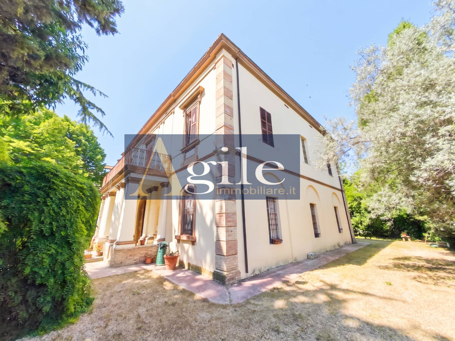 Villa in vendita a Corropoli