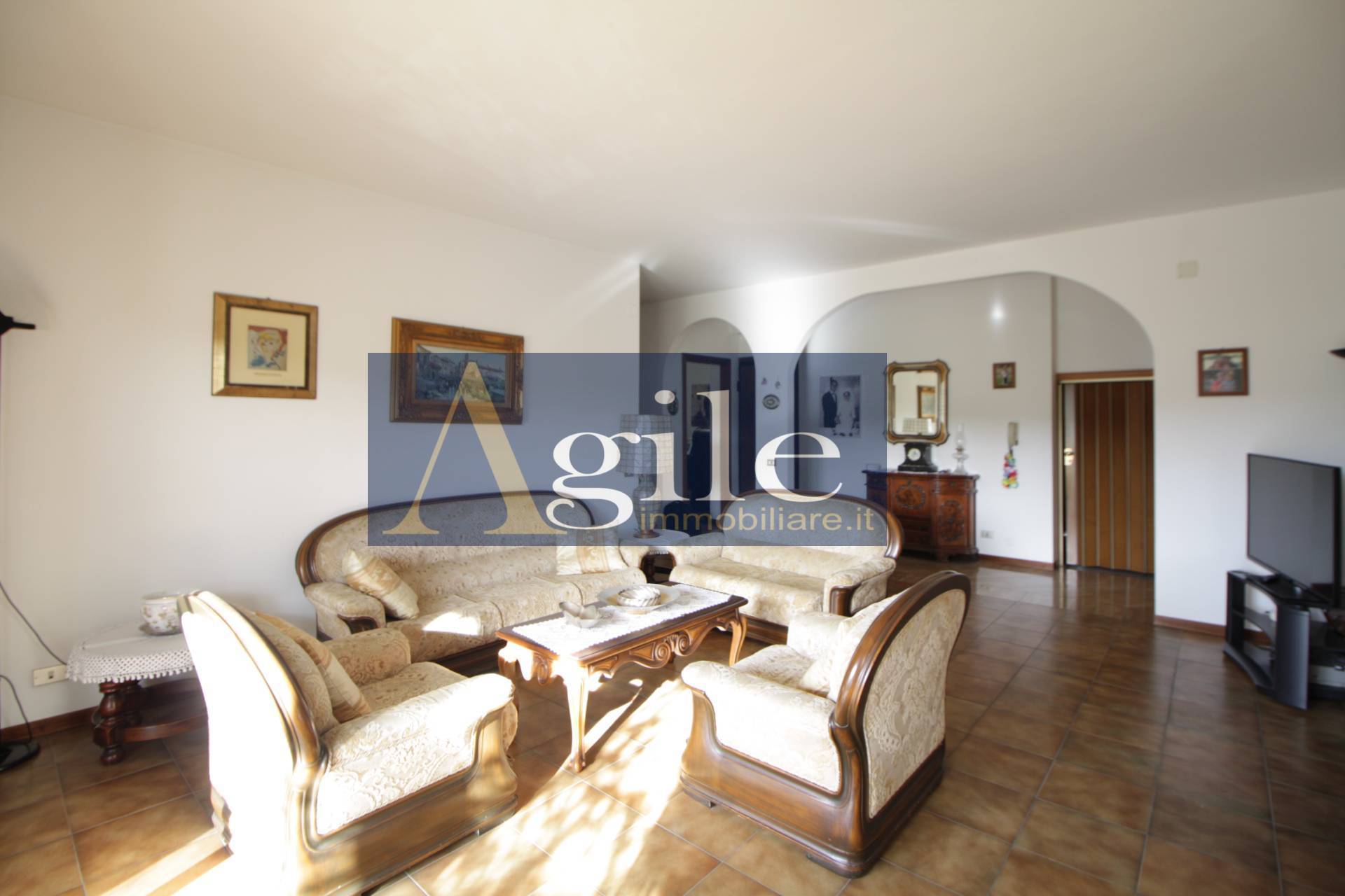Appartamento in vendita a Martinsicuro, Zona Mare
