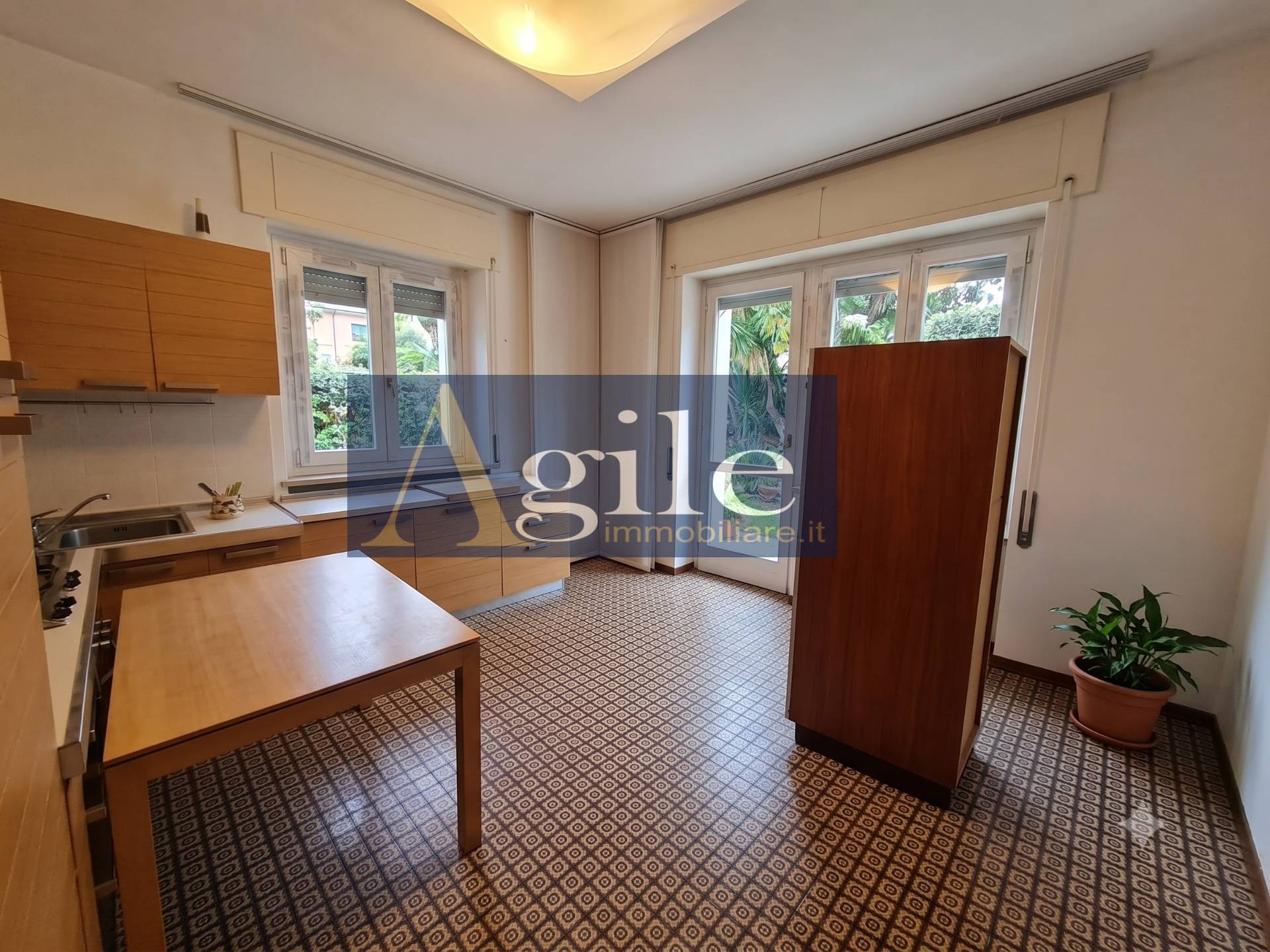 Villa in vendita a Nereto