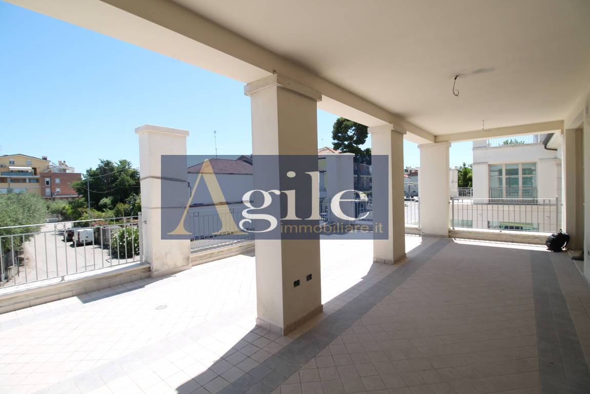Appartamento in vendita a Martinsicuro, Villa Rosa