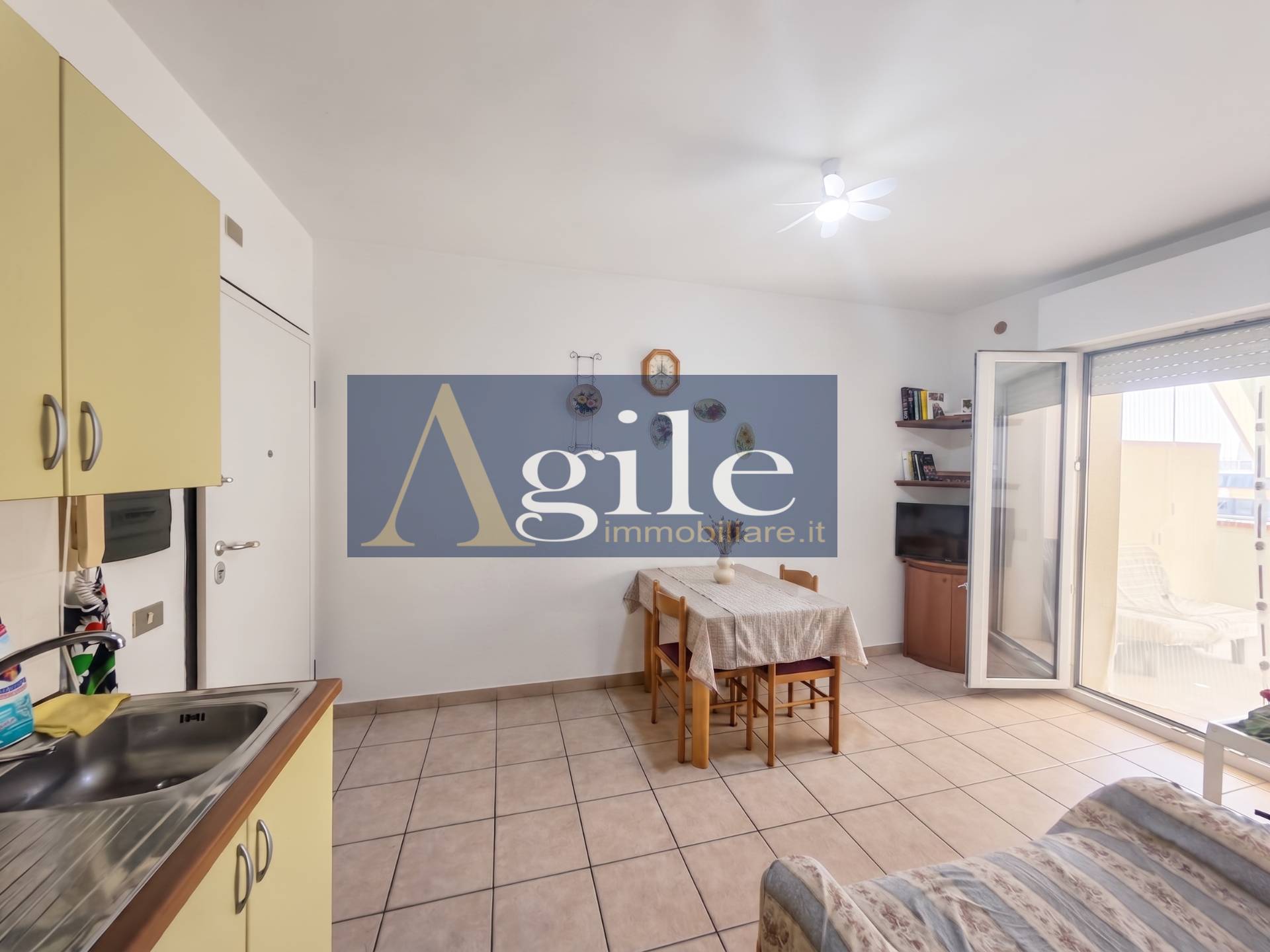 Appartamento in vendita a Martinsicuro, Villa Rosa