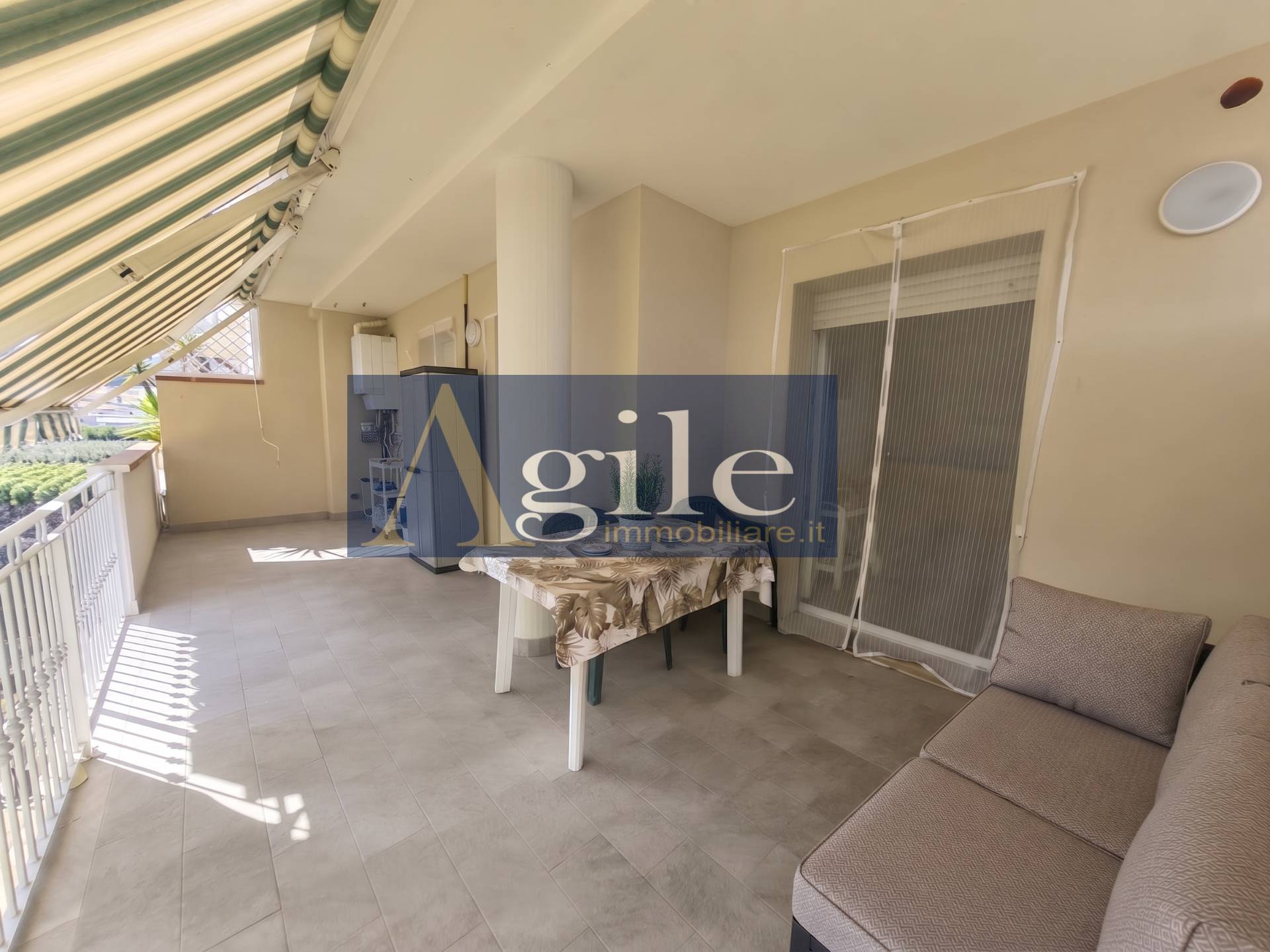 Appartamento in vendita a Martinsicuro, Villa Rosa