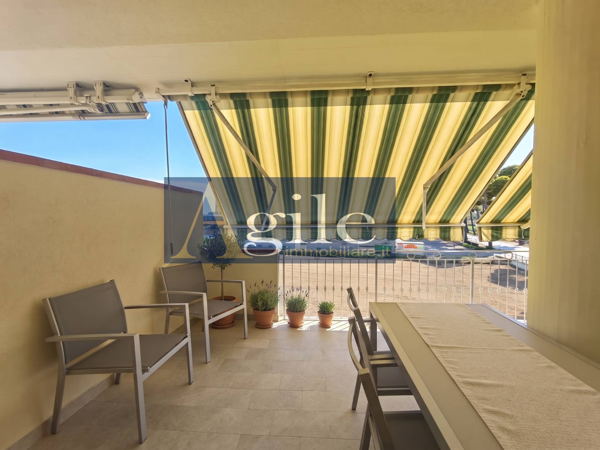 Appartamento in vendita a Martinsicuro, Villa Rosa