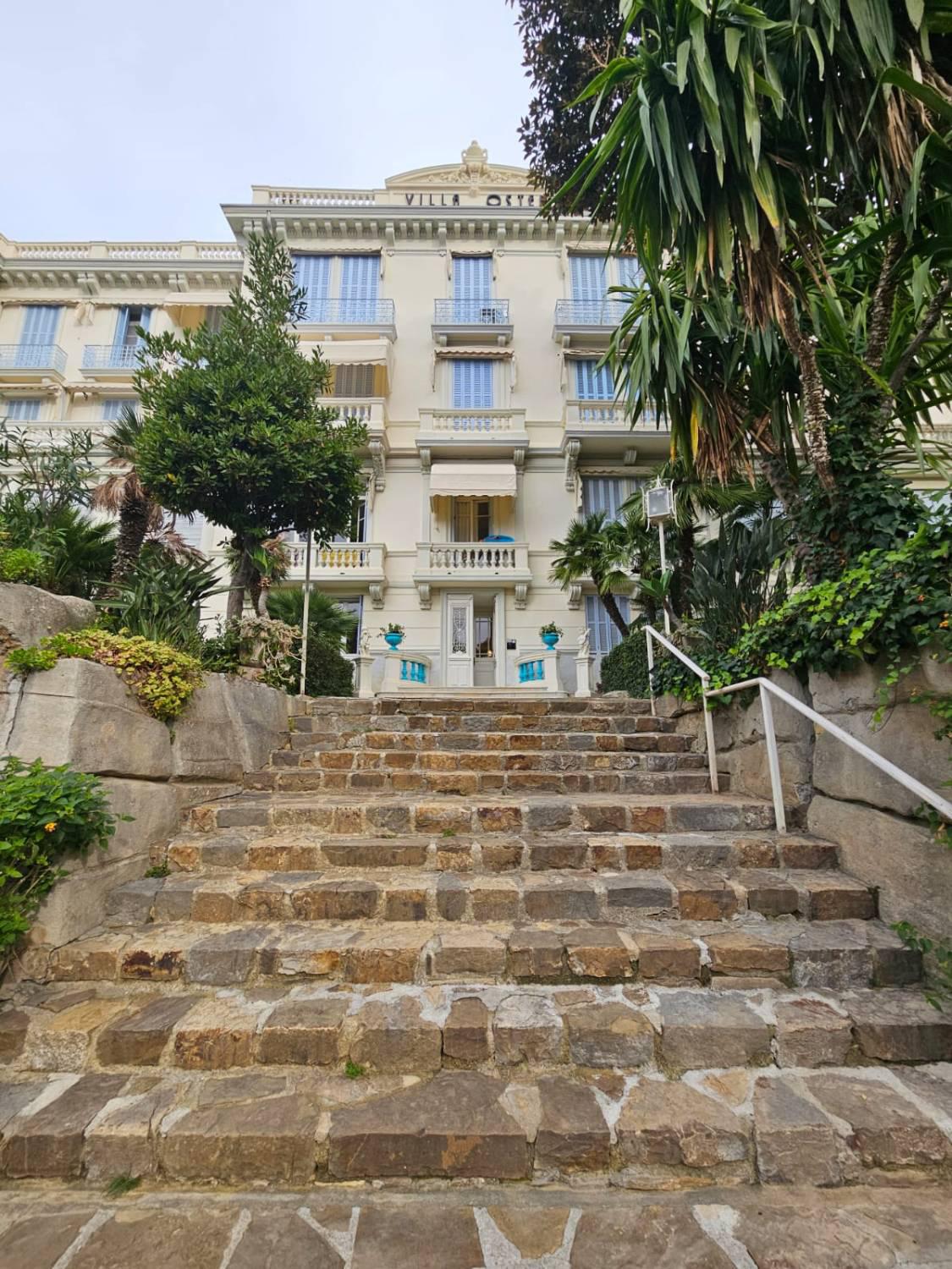 Bilocale con box a Ospedaletti