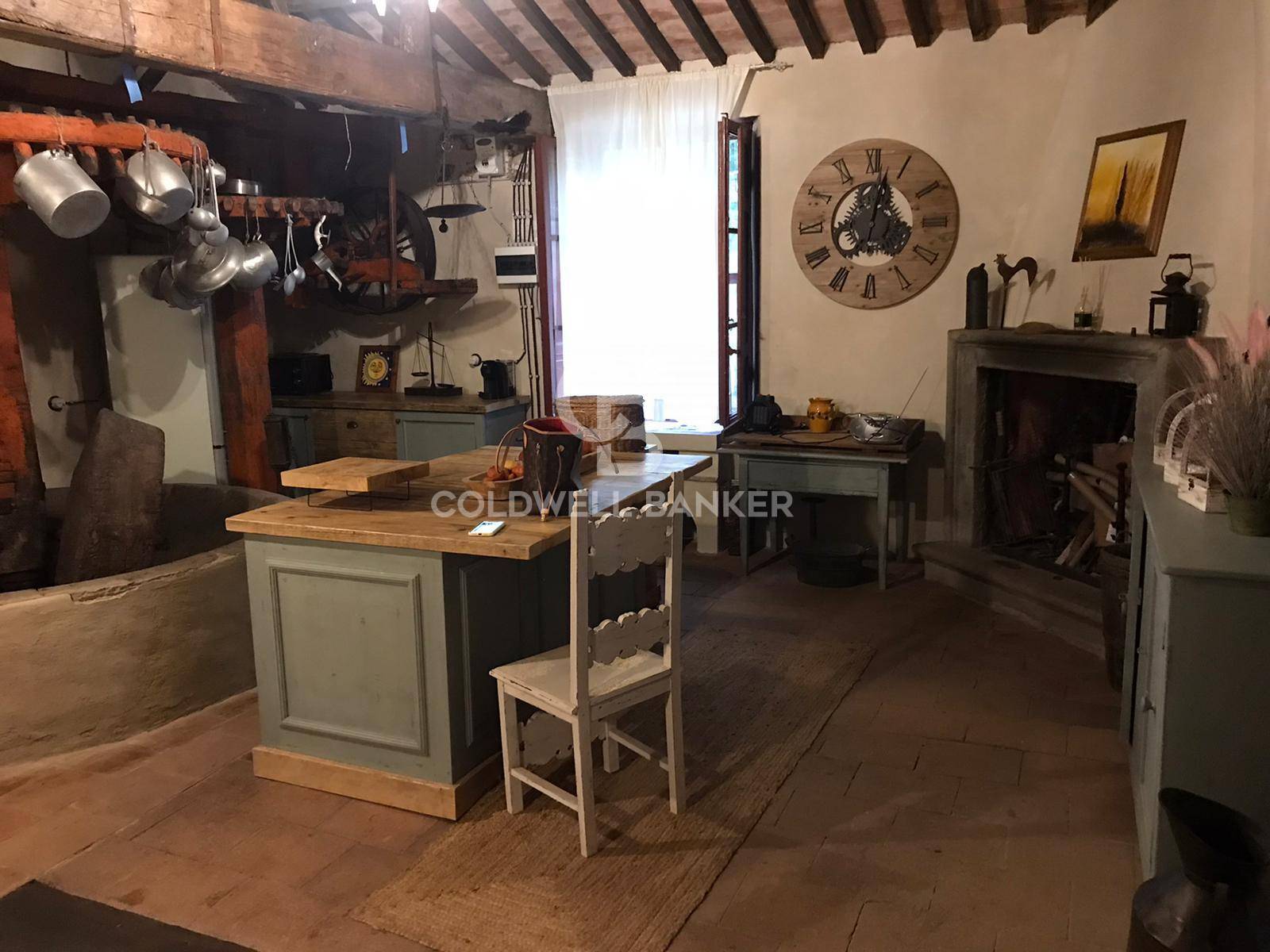 Rustico/Casale/Corte in vendita a Camaiore