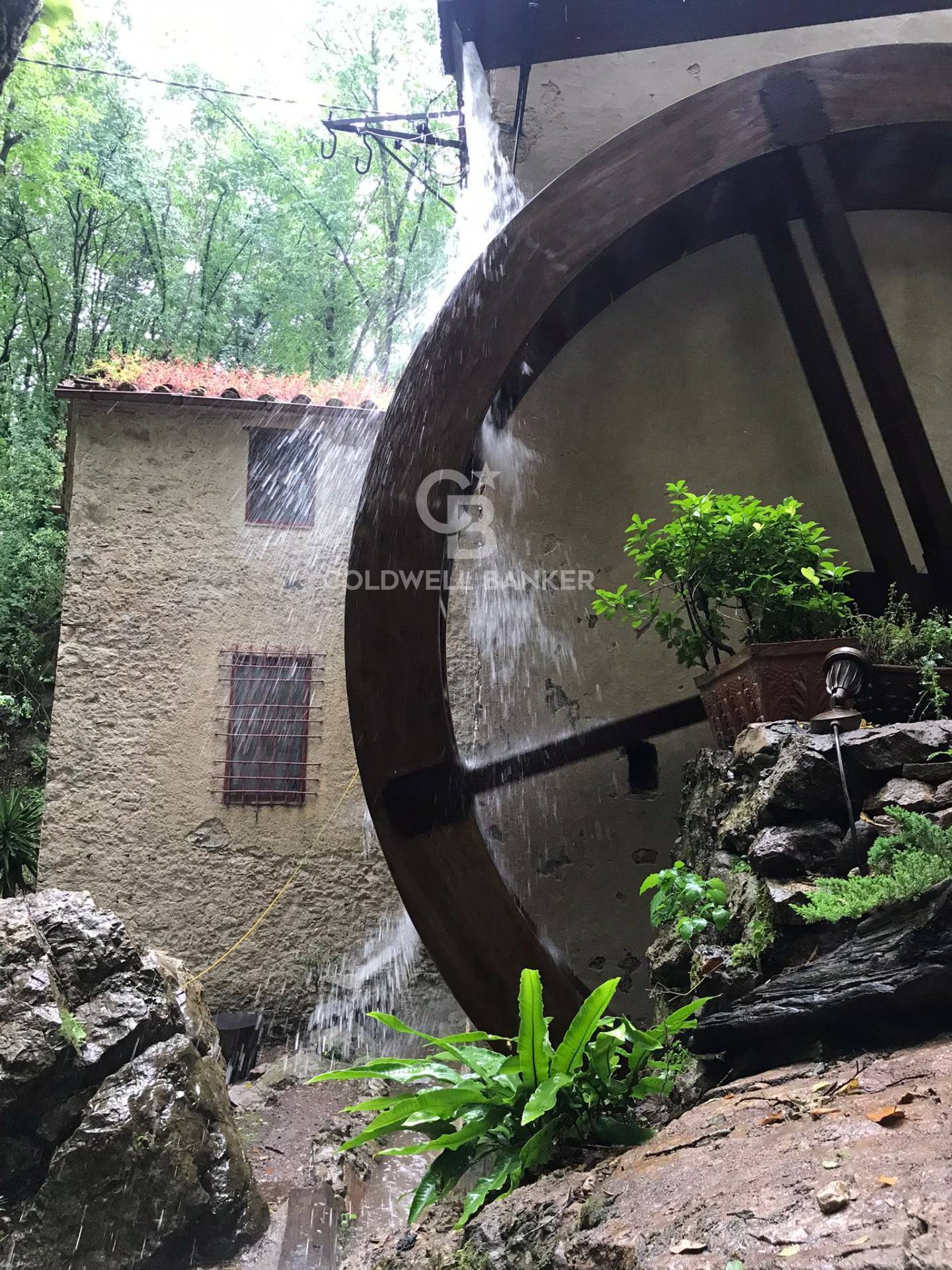 Rustico/Casale/Corte in vendita a Camaiore