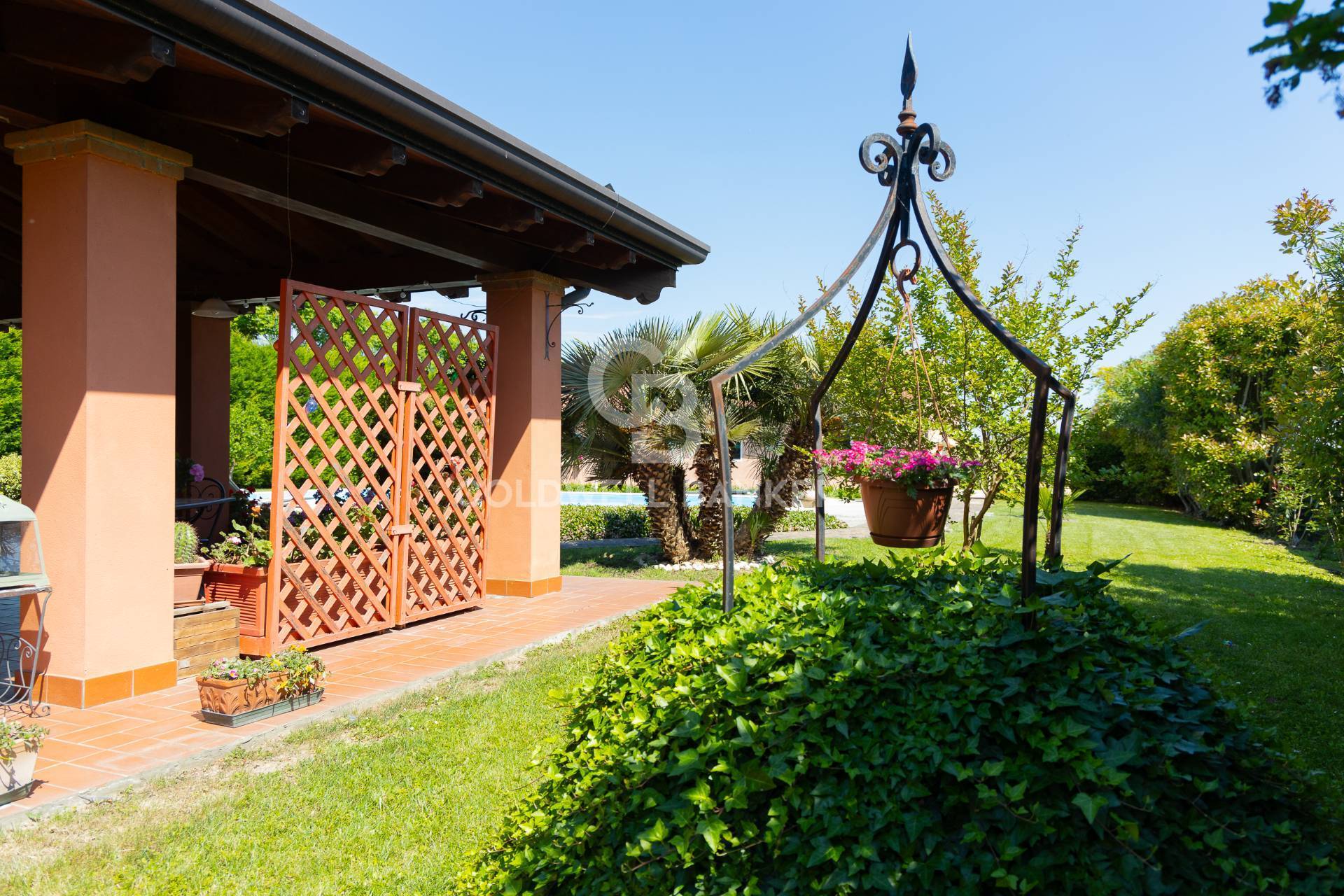 Villa in vendita a Roncoferraro, Casale