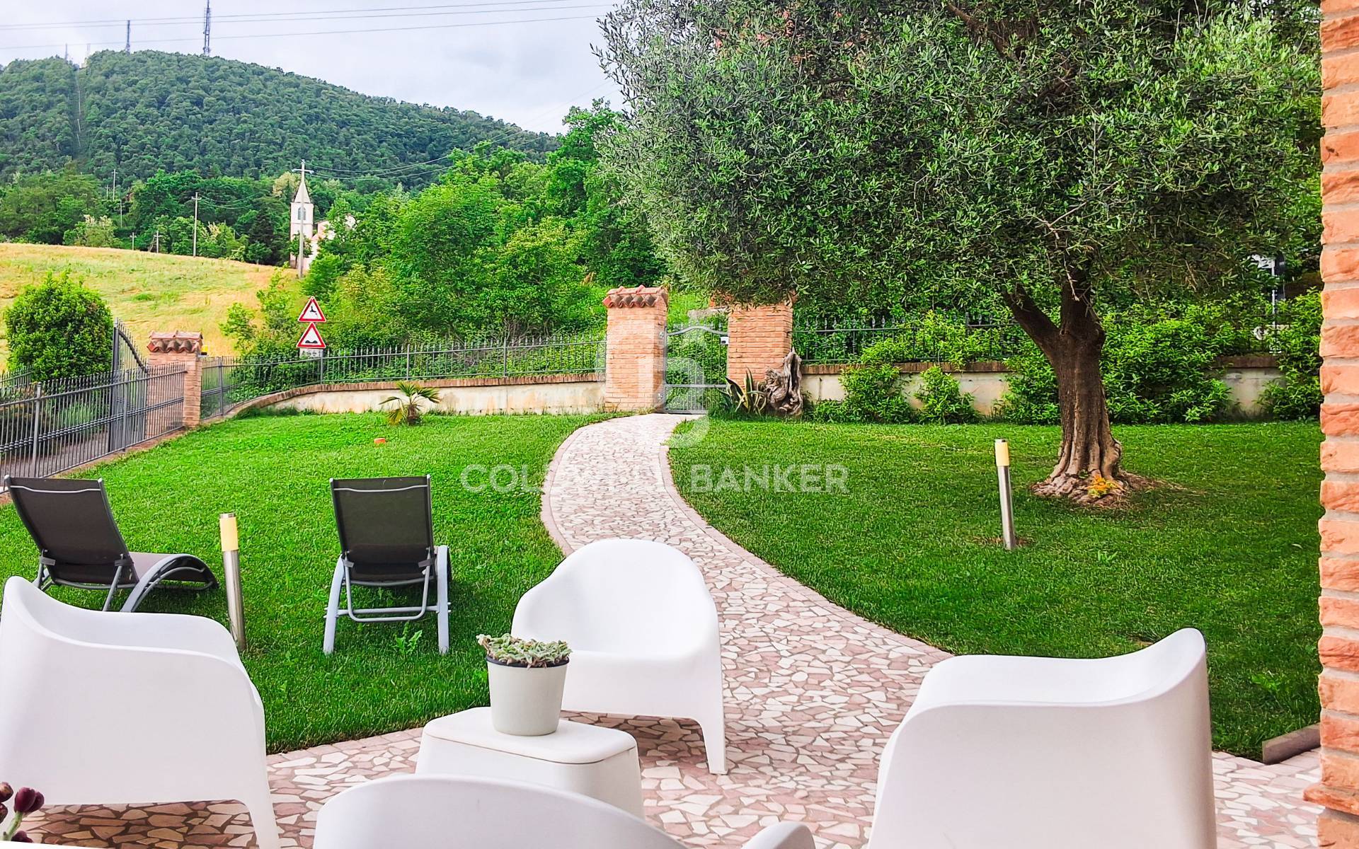 Villa in vendita a Serramazzoni, Pazzano di Sopra