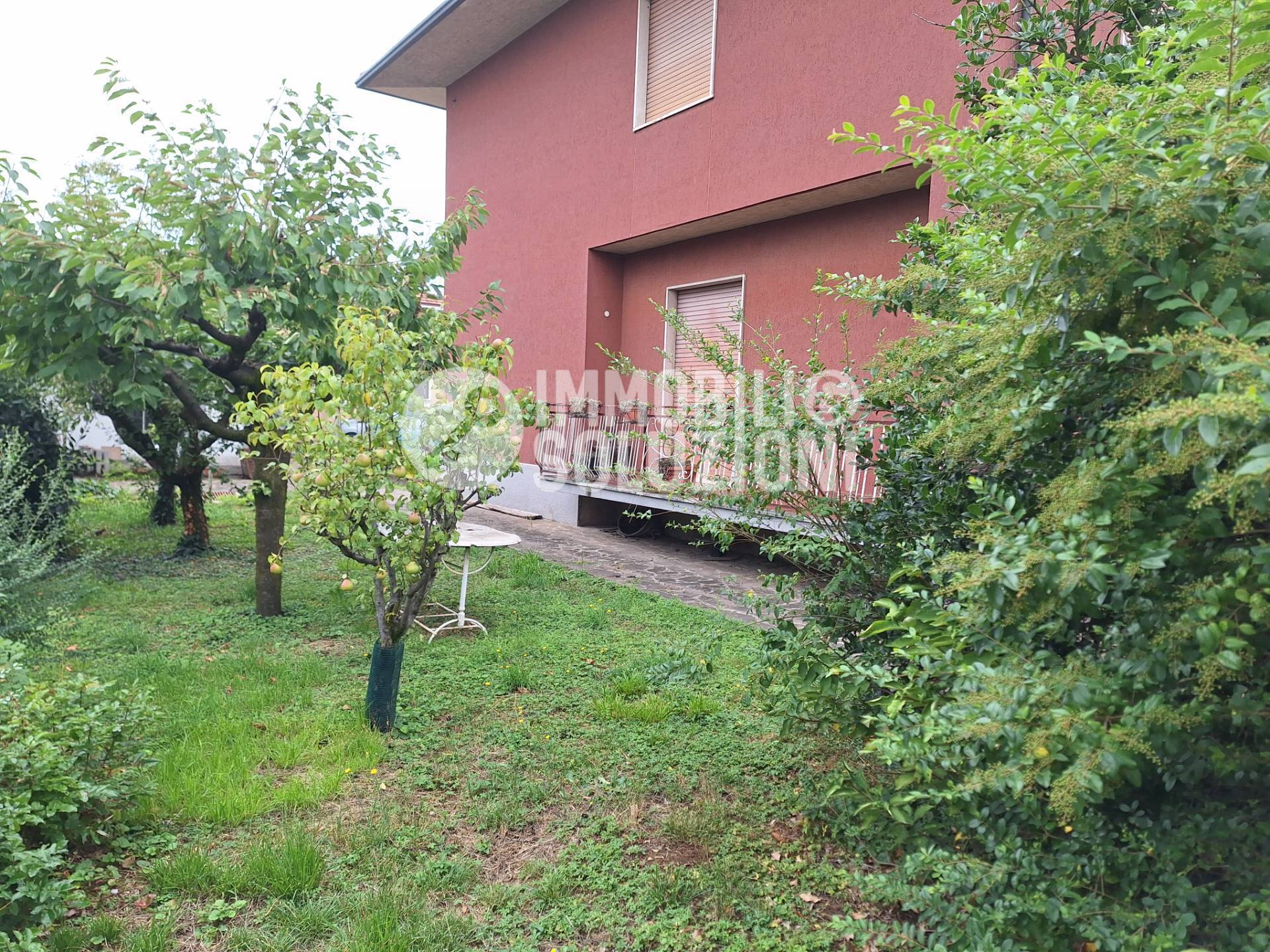 Villa o Casa singola in vendita a Ciserano