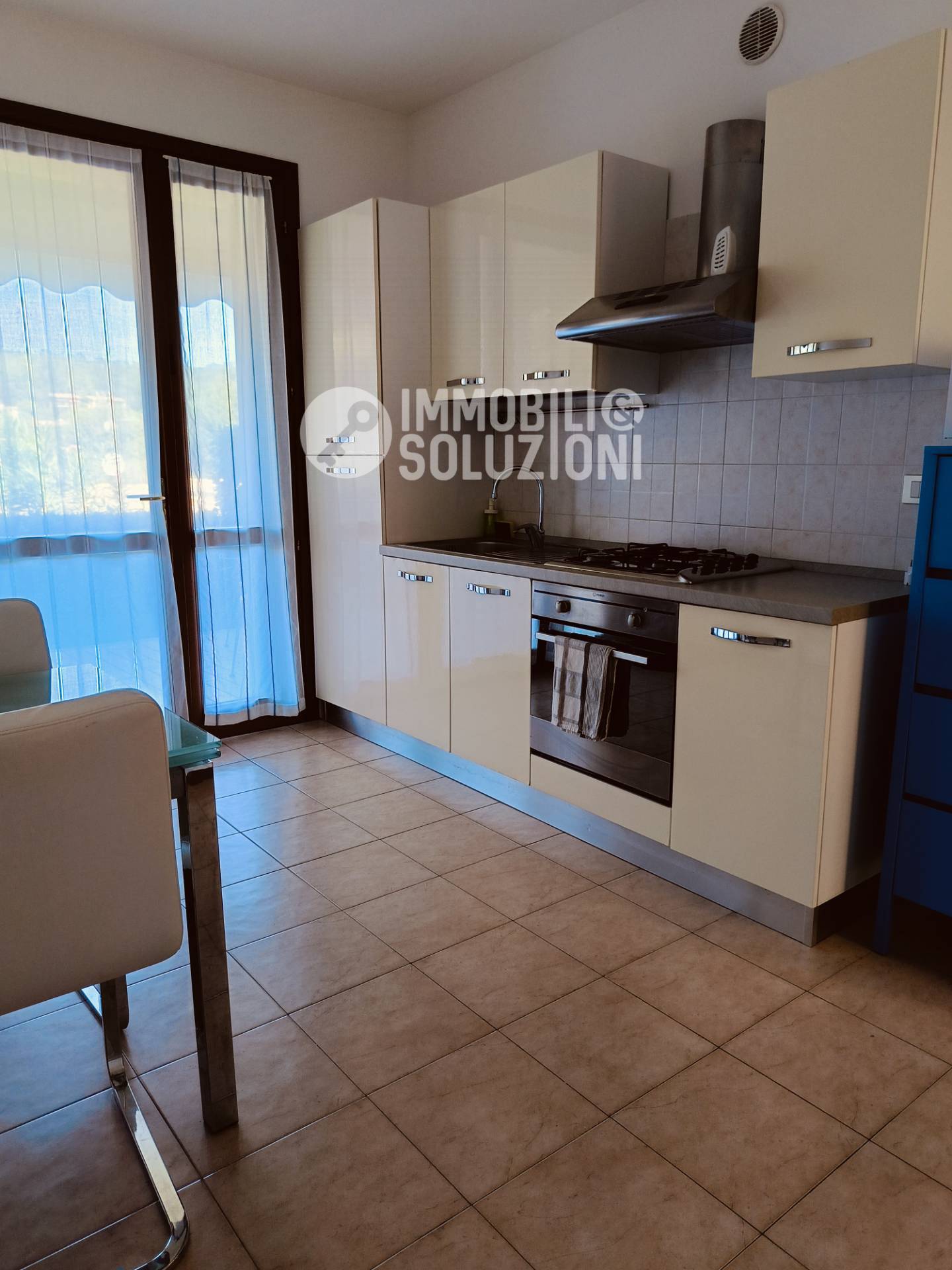 Appartamento in affitto a Padenghe sul Garda