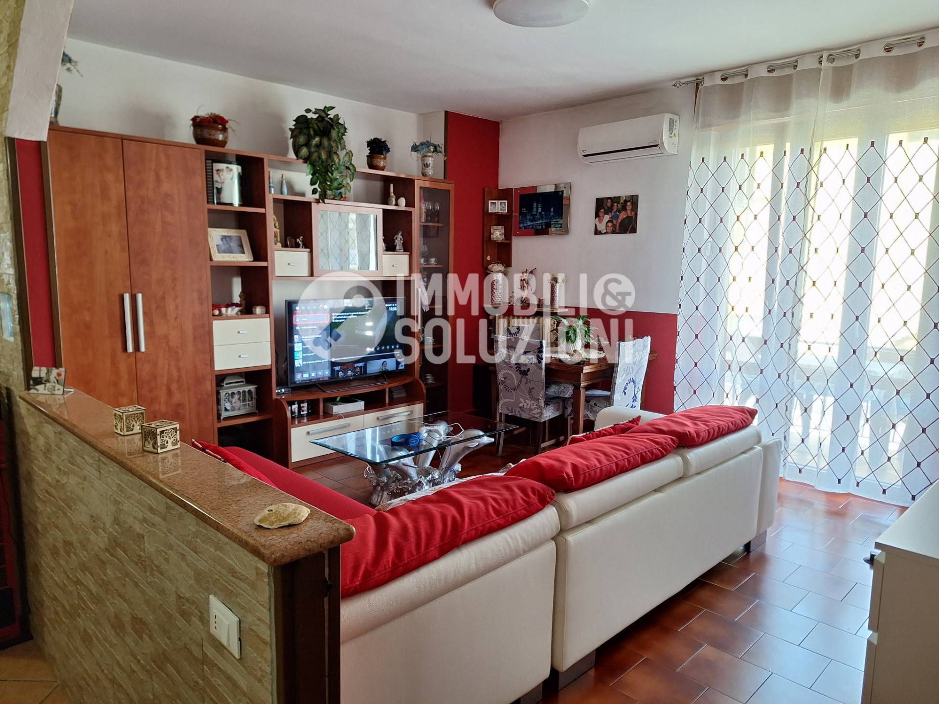 Appartamento in vendita a Osio Sopra